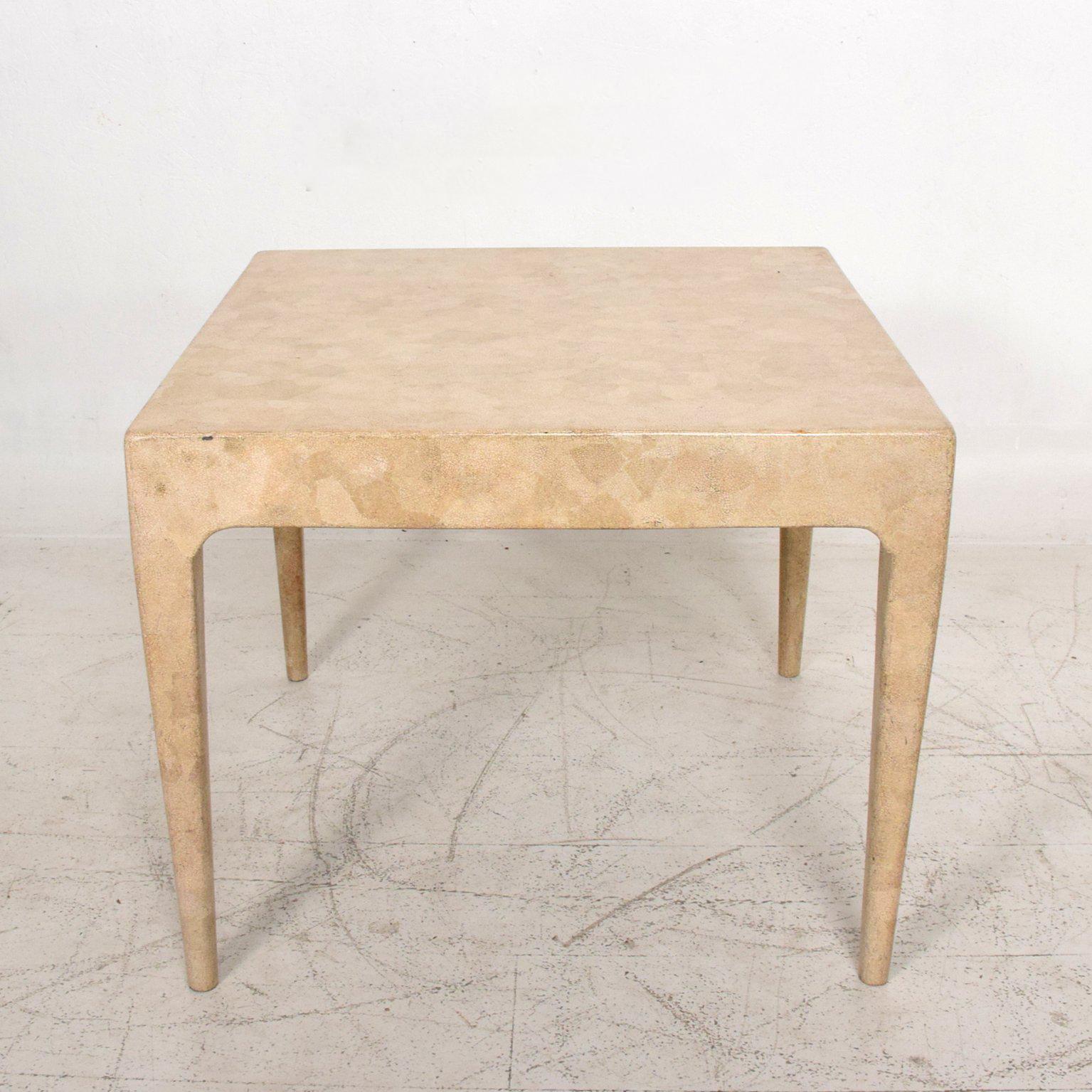 Mid-Century Modern Occasional Side Table in the Style of Aldo Tura