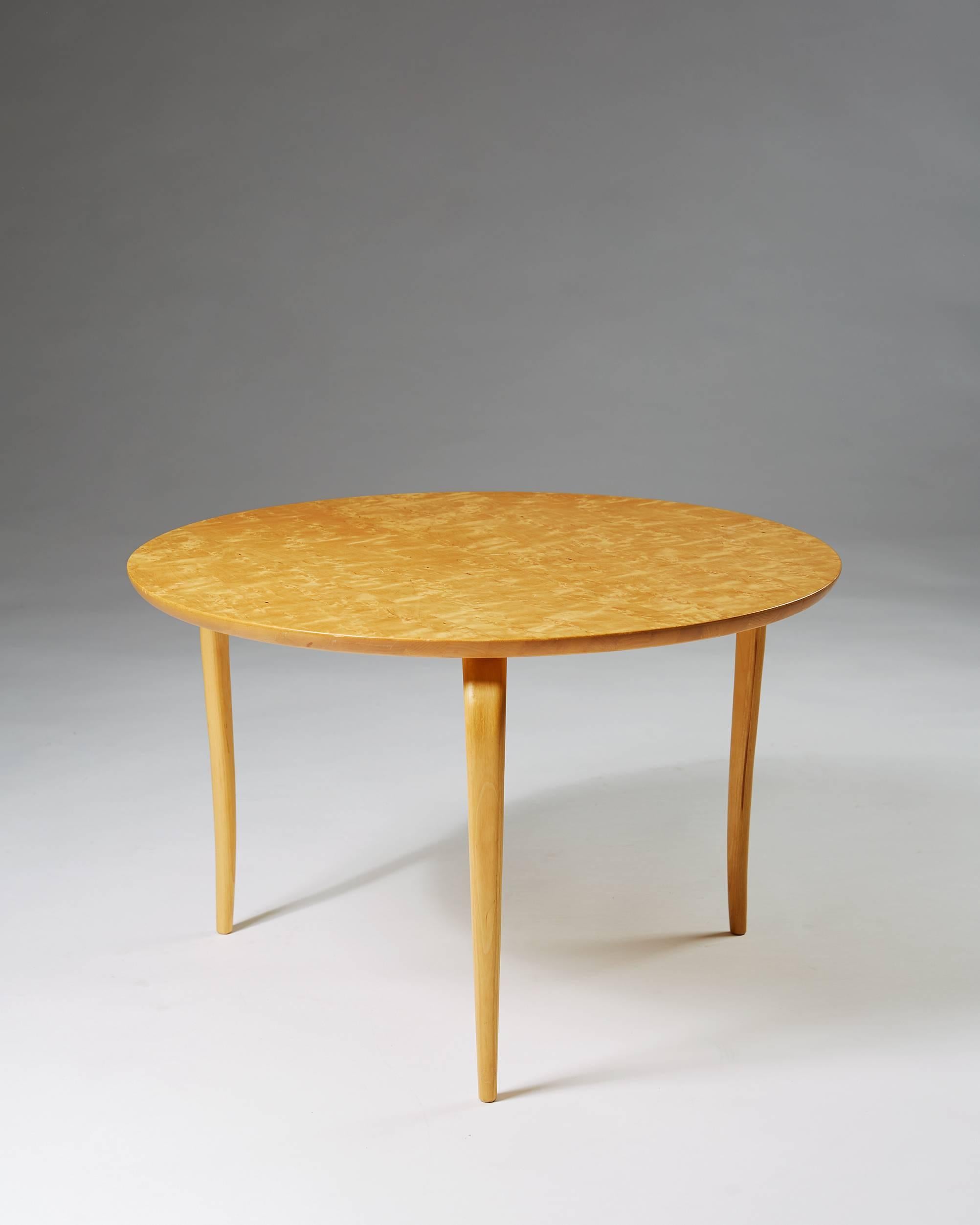 Occasional table Annika designed by Bruno Mathsson for Karl Mathsson,
Sweden. 1973.

Birch and Karelian birch.

Dimensions:
H: 42 cm / 1' 4