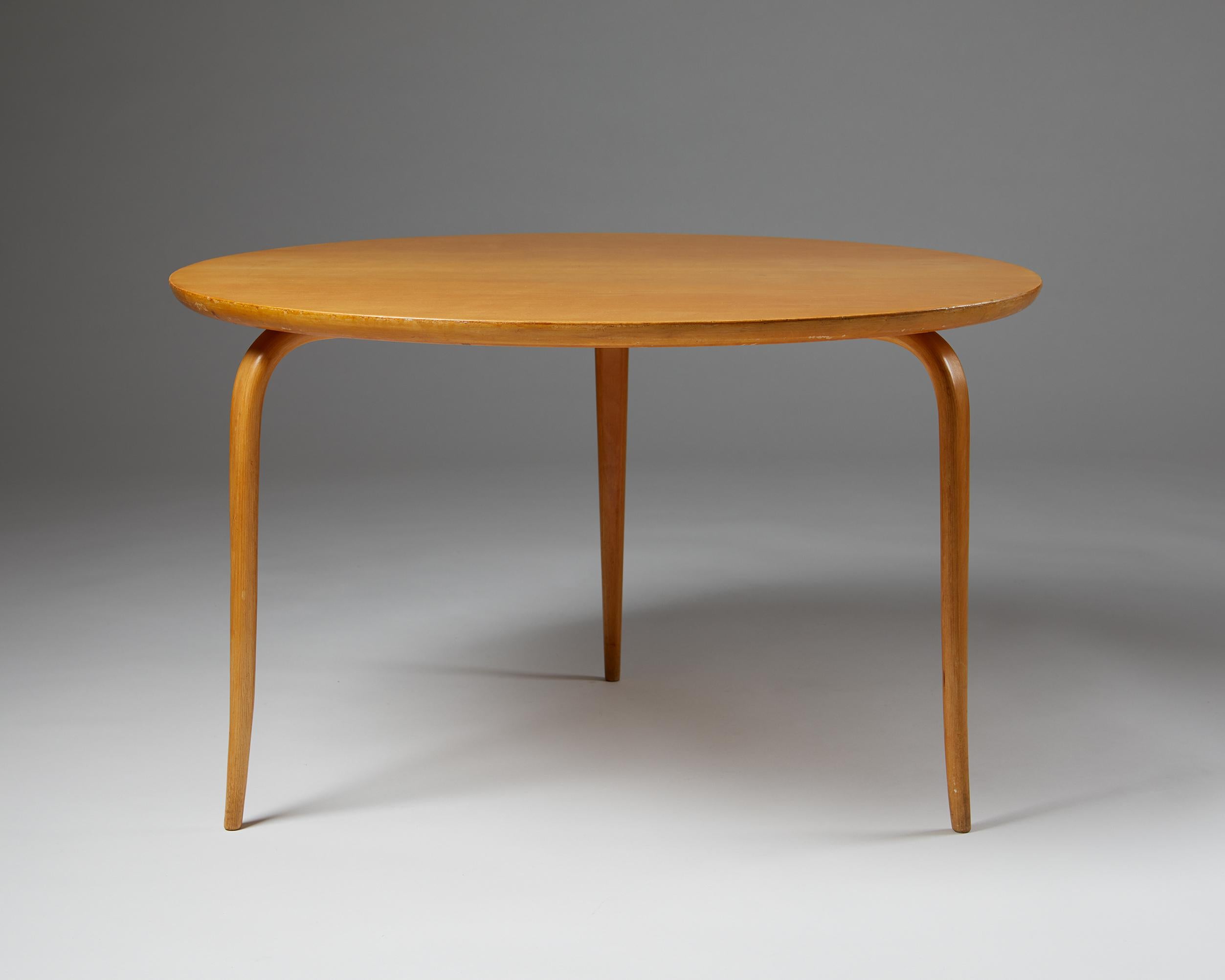 Mid-Century Modern Occasional Table “Annika” Designed by Bruno Mathsson for Karl Mathsson, Sweden  For Sale