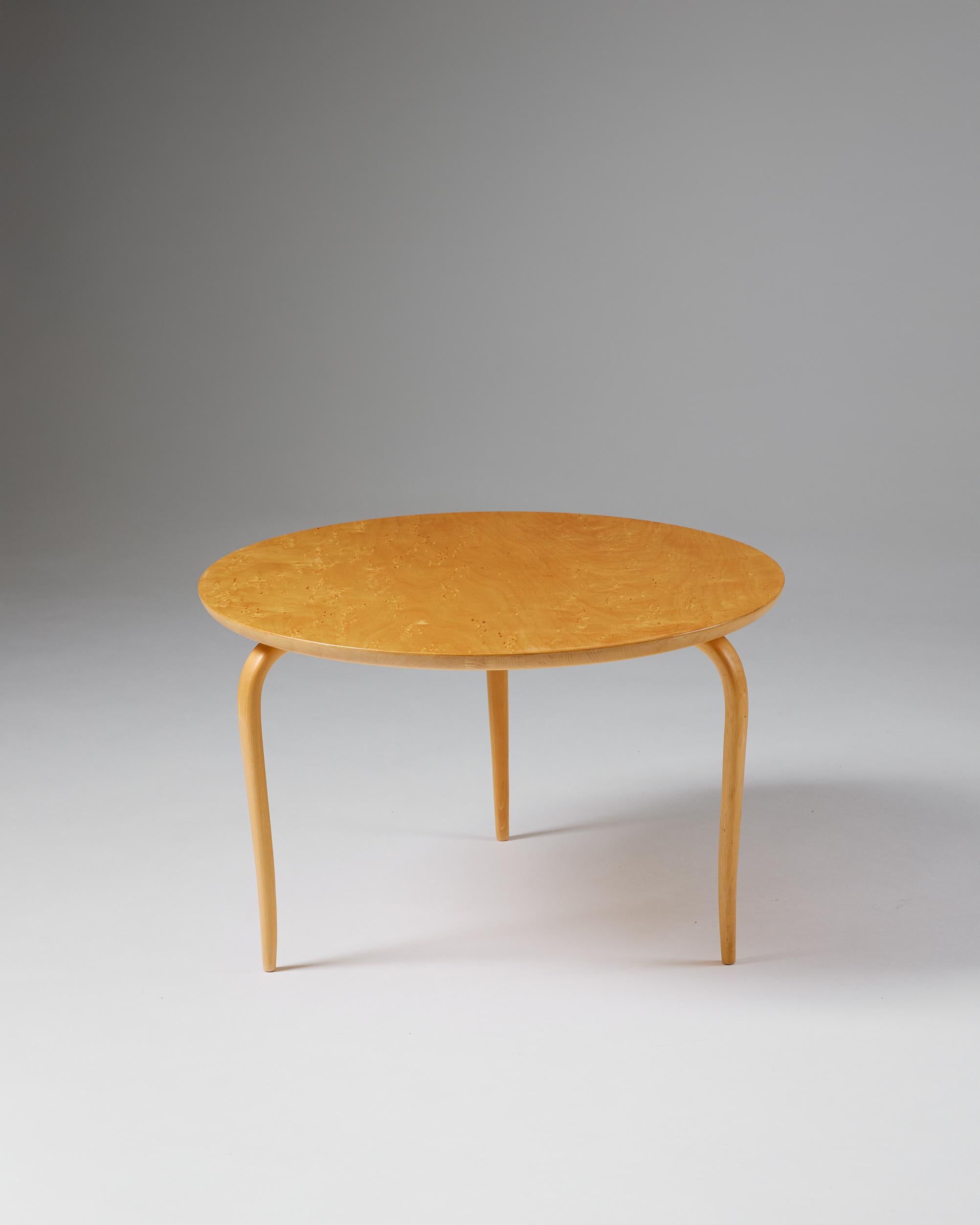 Tavolo occasionale 'Annika' disegnato da Bruno Mathsson per Karl Mathsson Sweden In condizioni buone in vendita a Stockholm, SE