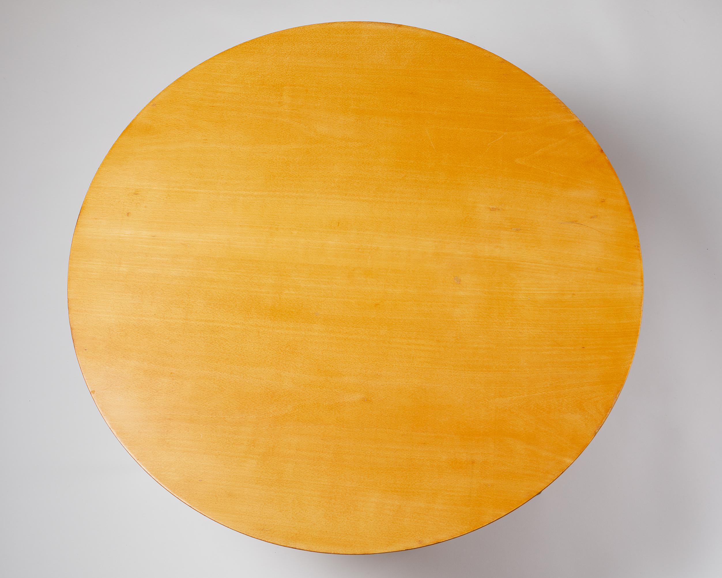 Occasional Table “Annika” Designed by Bruno Mathsson for Karl Mathsson, Sweden  In Good Condition For Sale In Stockholm, SE