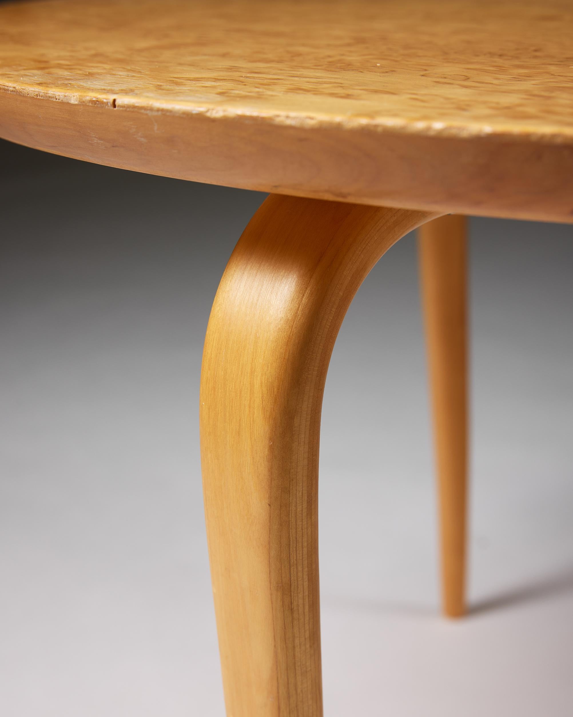 Birch Occasional Table ‘Annika’ Designed by Bruno Mathsson for Karl Mathsson, Sweden For Sale