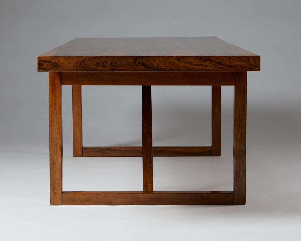 Table d'appoint scandinave en palissandre du milieu du siècle - Design danois, années 1960 Bon état - En vente à Stockholm, SE