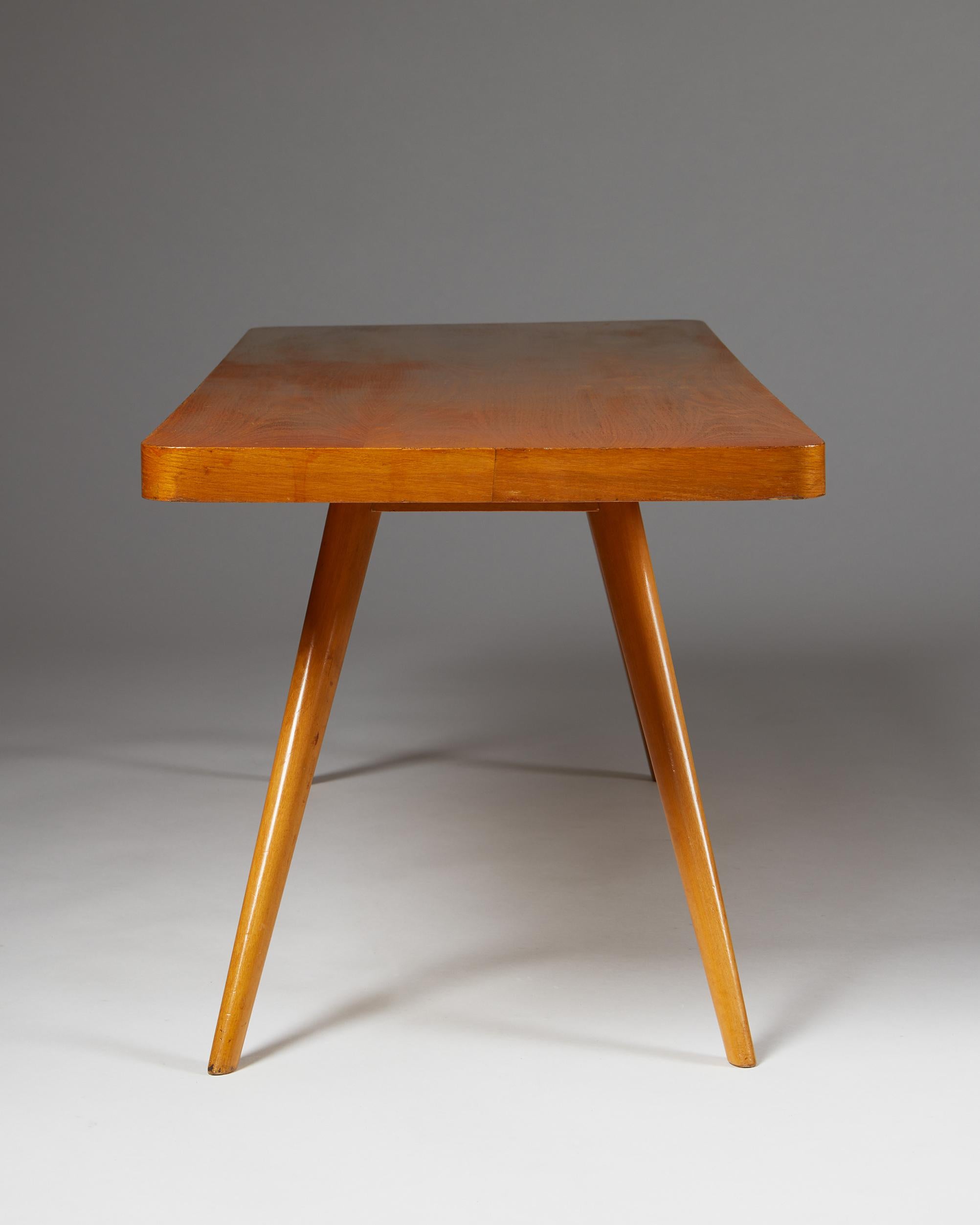 Elm Occasional Table, Anonymous for Oy Stockmann AB, Finland, 1950s For Sale
