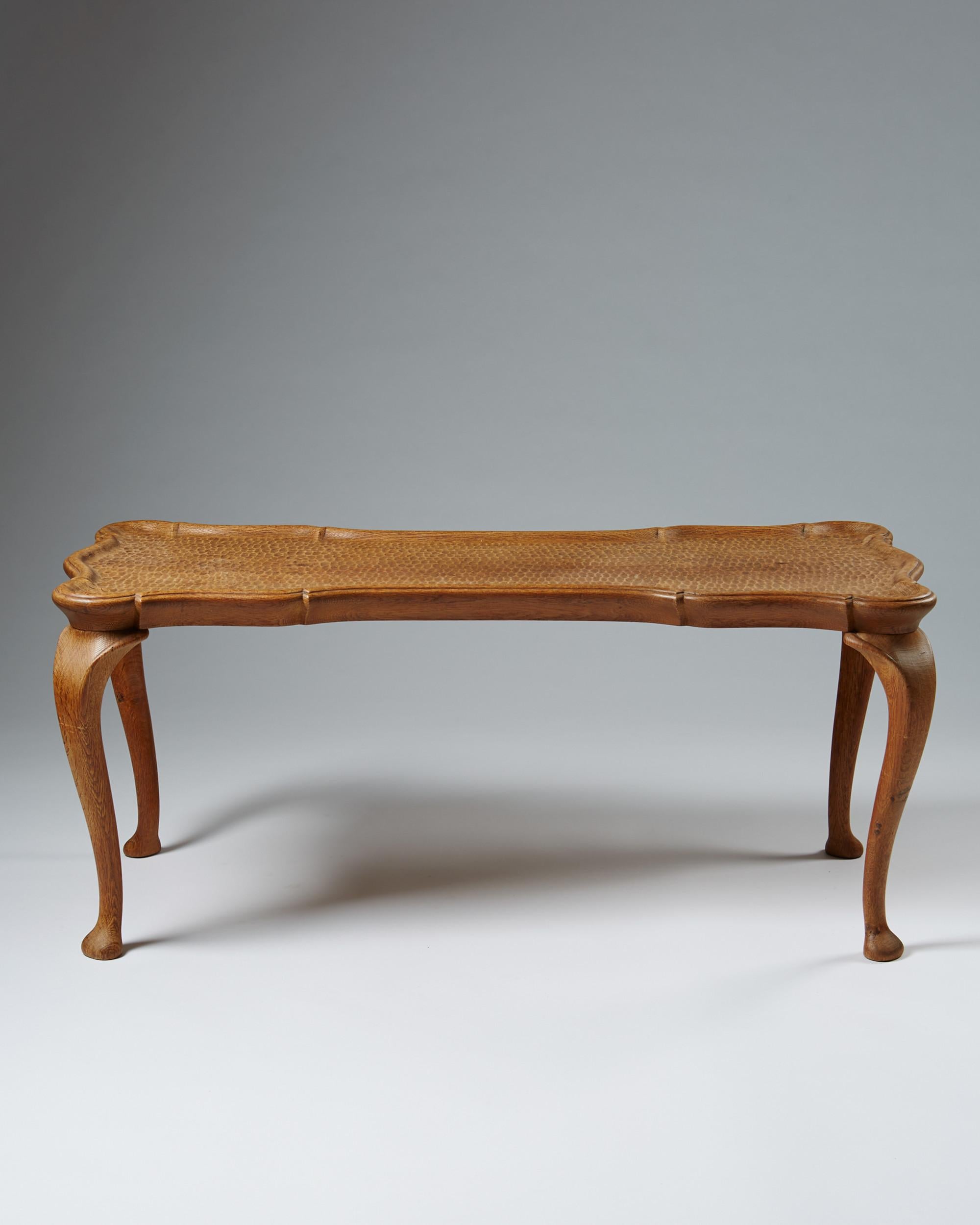 Swedish Occasional Table Attributed to Frits Henningsen, Denmark 1940s For Sale