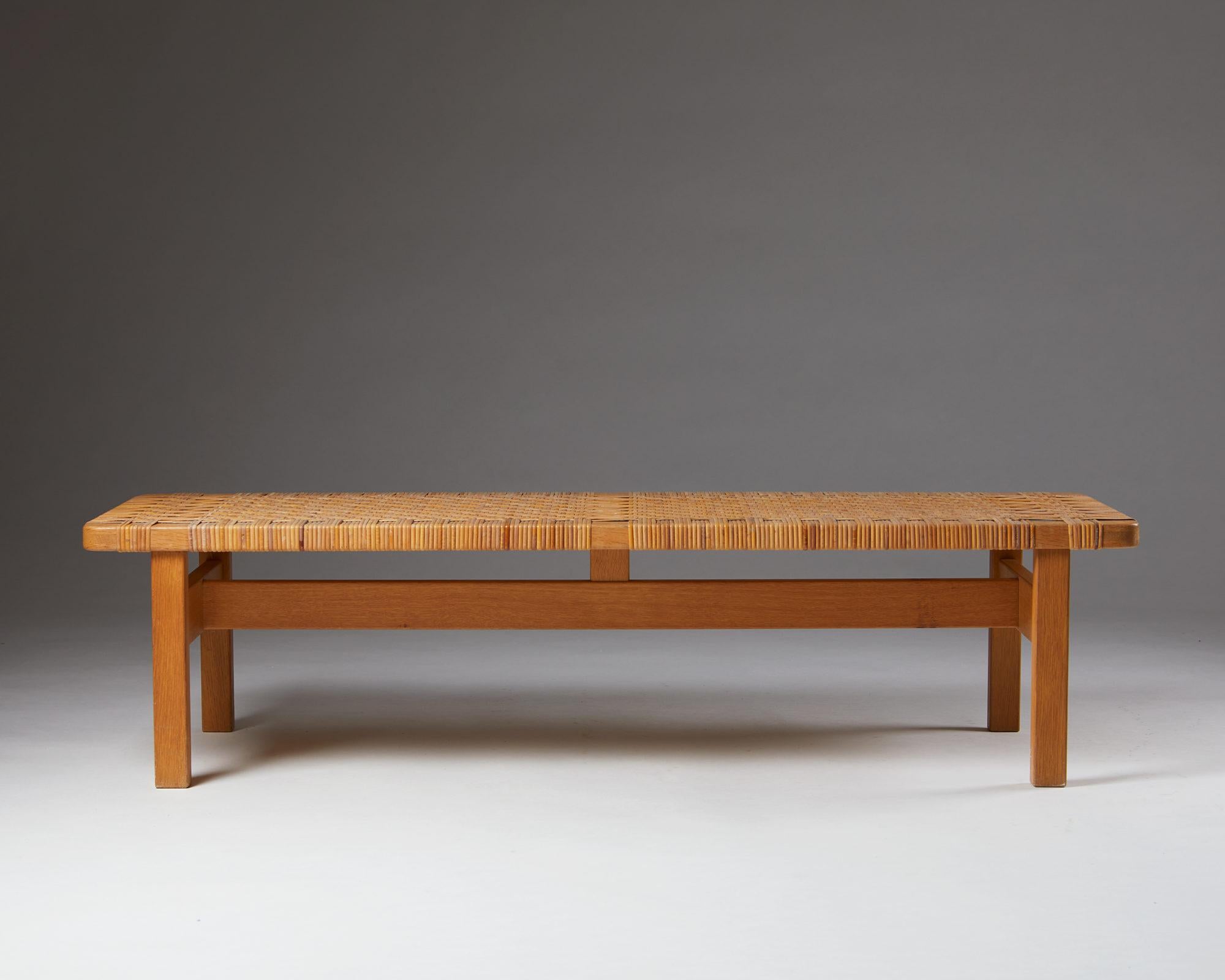 Scandinavian Modern Occasional Table/Bench Model 5272 Designed by Börge Mogensen, Denmark, 1950s