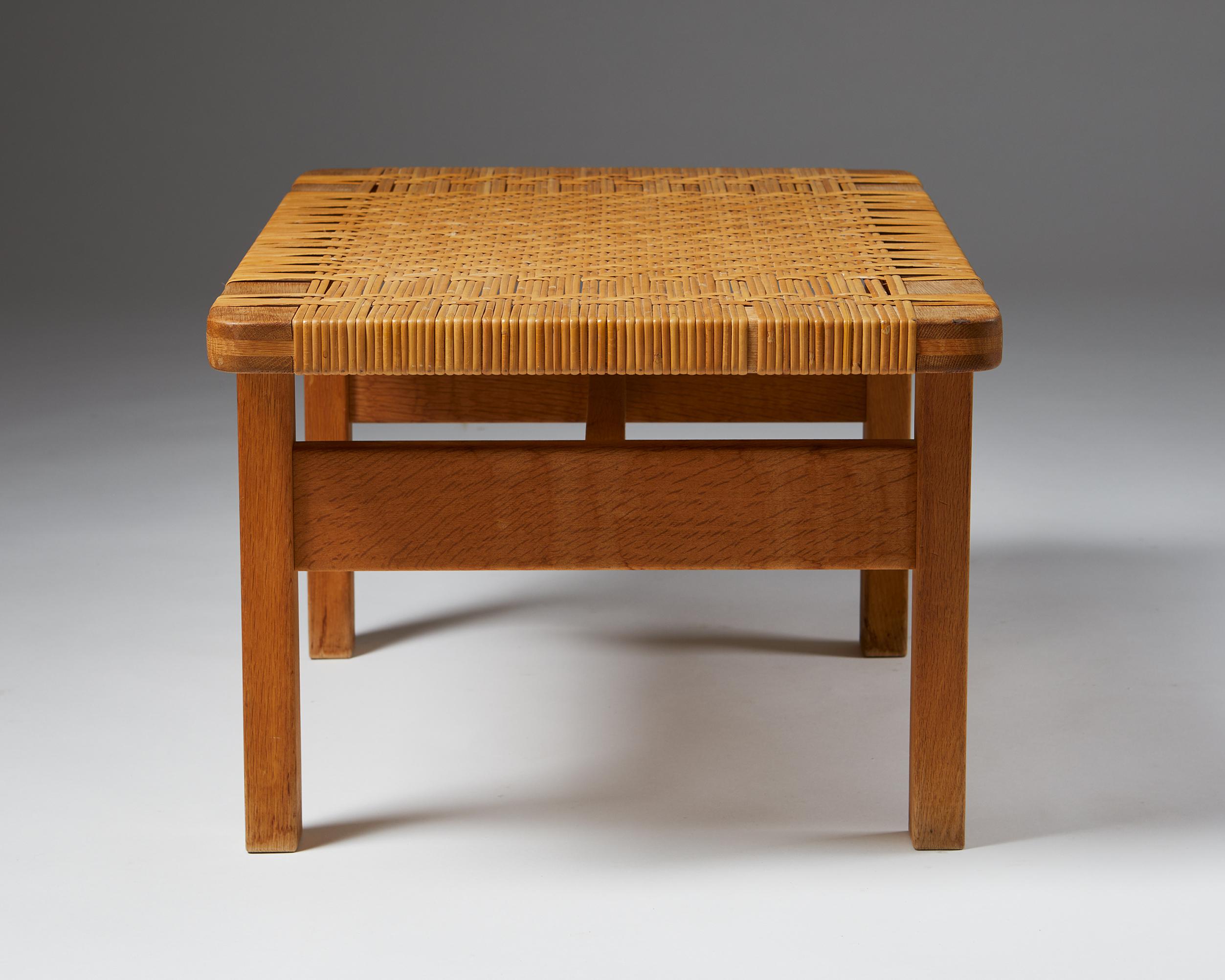 20th Century Occasional Table/ Bench Model 5273, Designed by Börge Mogensen, Oak, Cane, 1950s For Sale