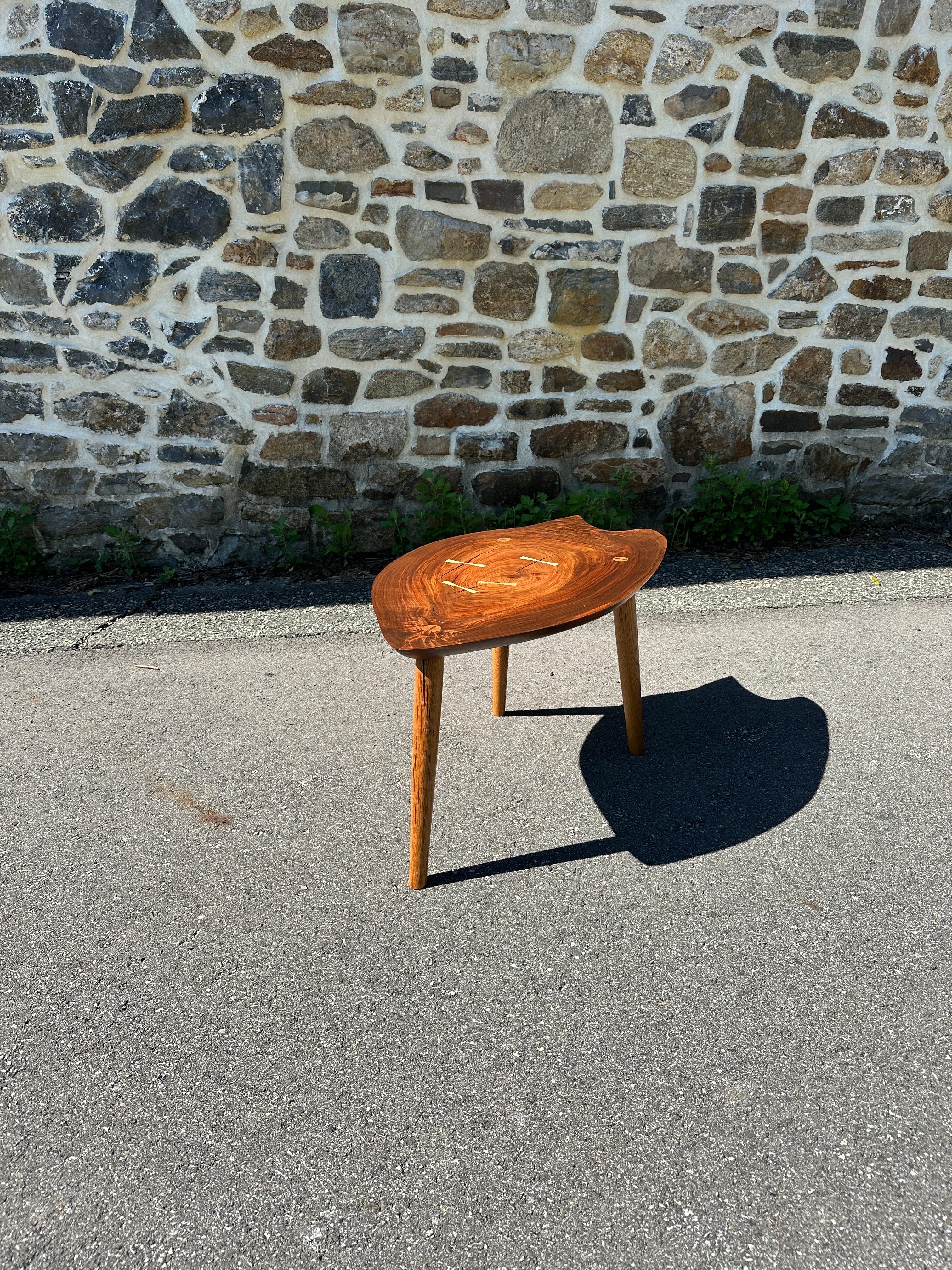 Mesa auxiliar de Michael Oates - Mayfly Studio en venta 1