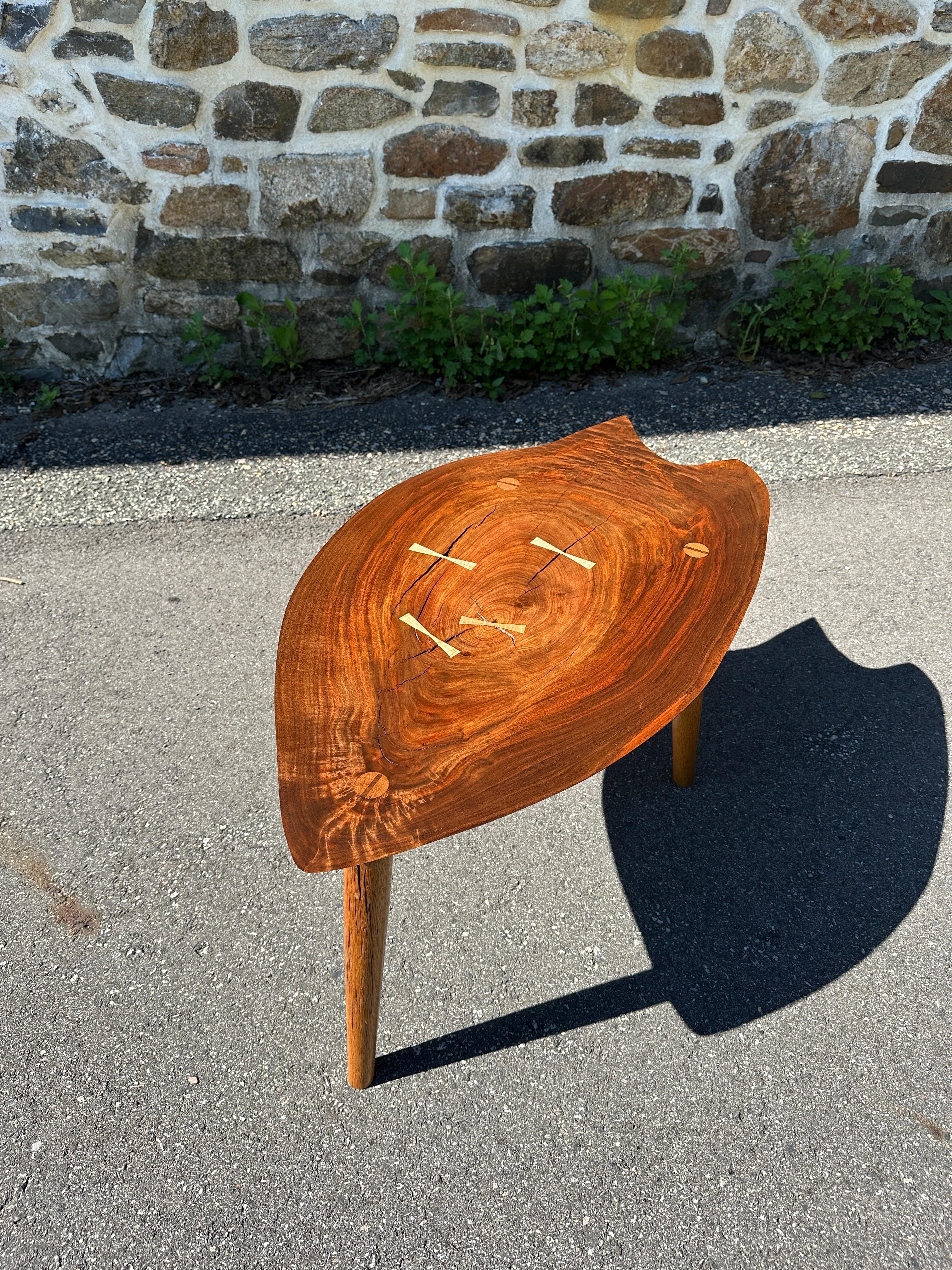 Mesa auxiliar de Michael Oates - Mayfly Studio Arce en venta