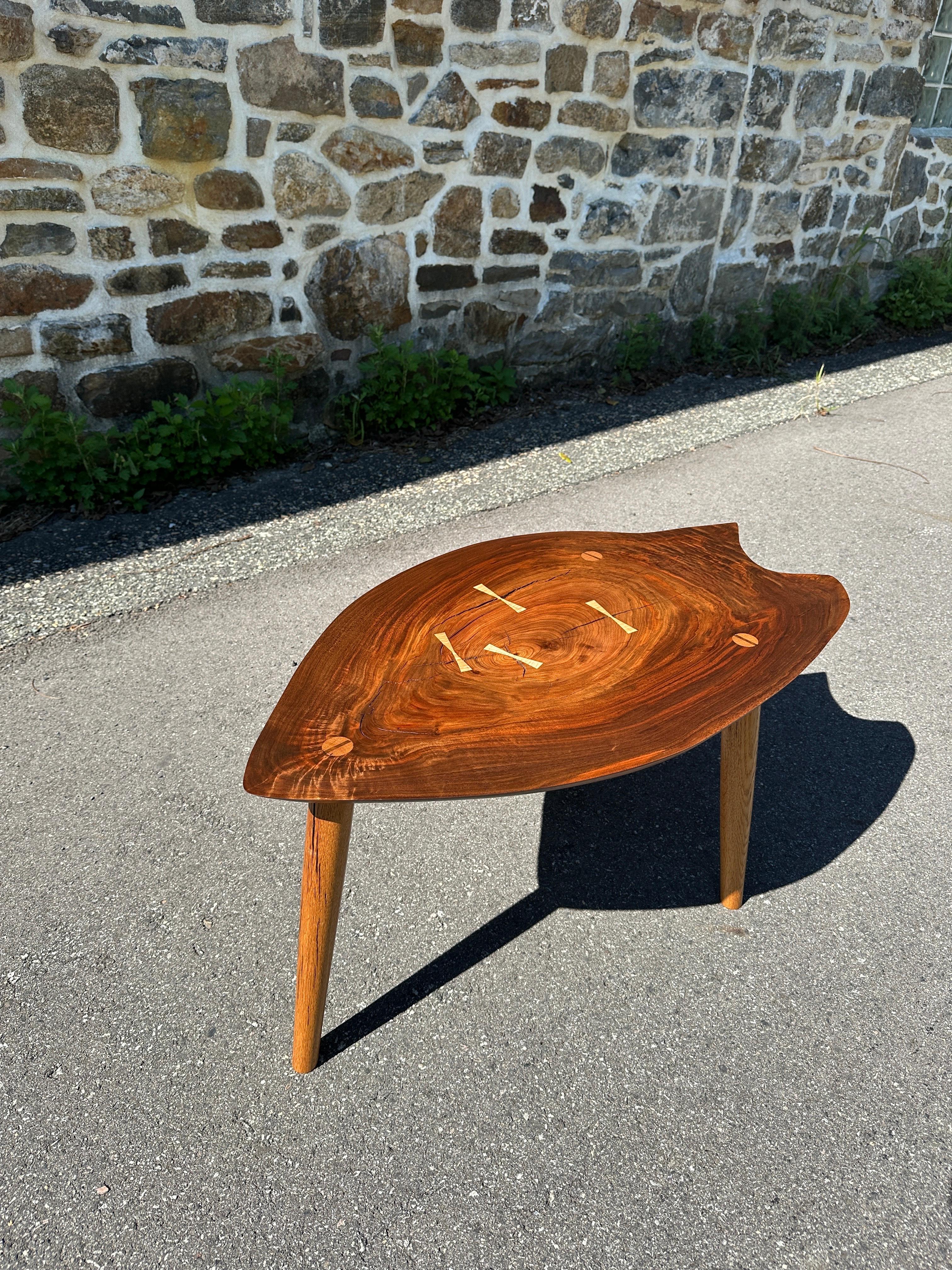 Mesa auxiliar de Michael Oates - Mayfly Studio en venta 2