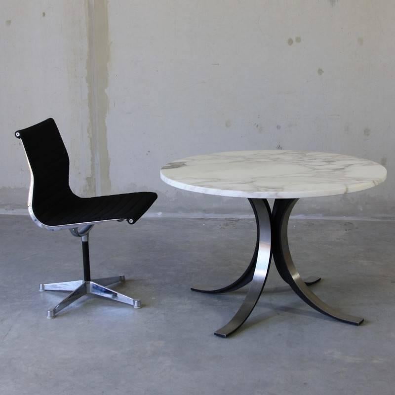 Occasional Table by Osvaldo Borsani In Good Condition For Sale In Berlin, DE