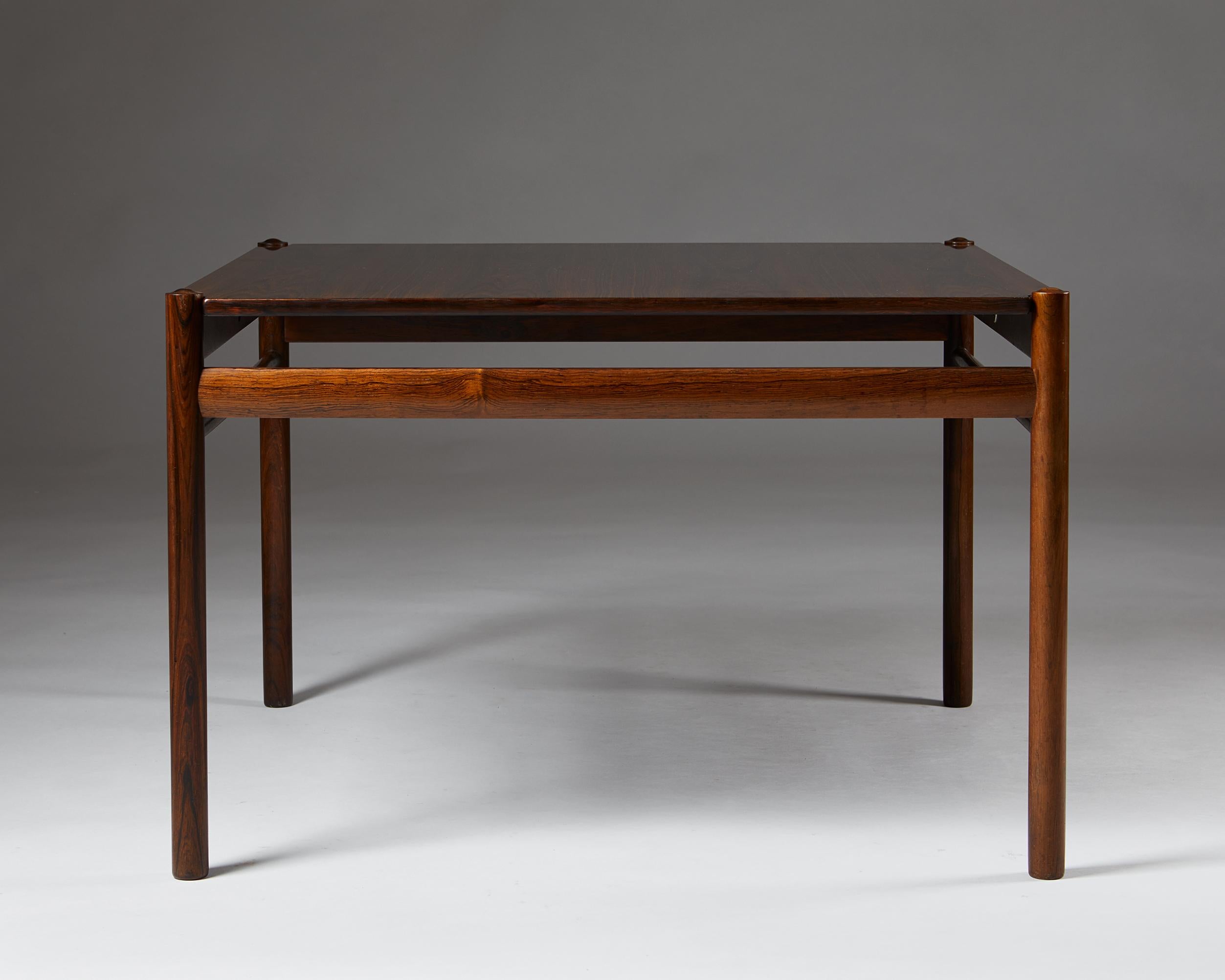 Danish Occasional Table “Colonial” Designed by Ole Wanscher for P. Jeppesen