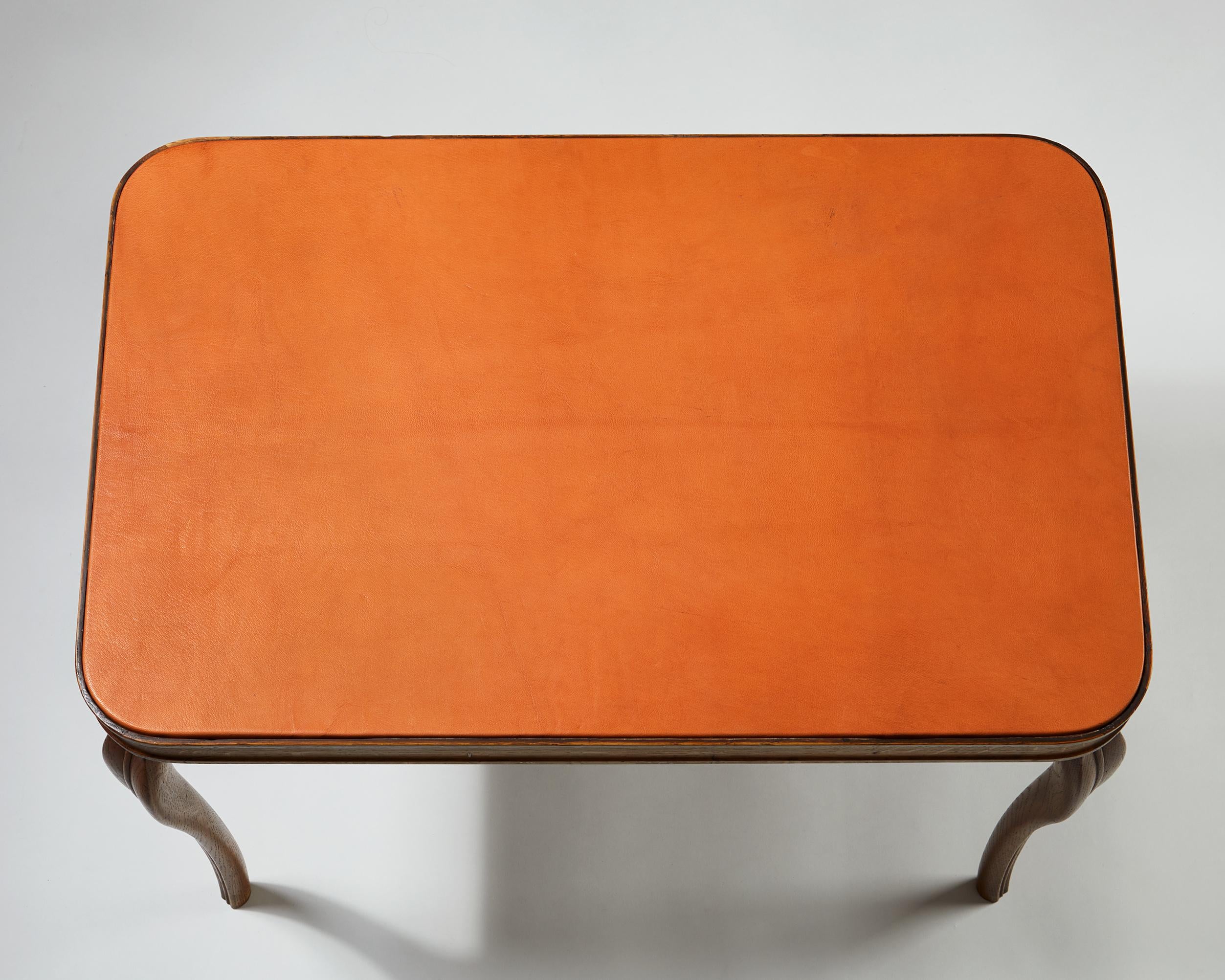 Mid-20th Century Occasional Table Designed by Frits Henningsen, Denmark, 1930s