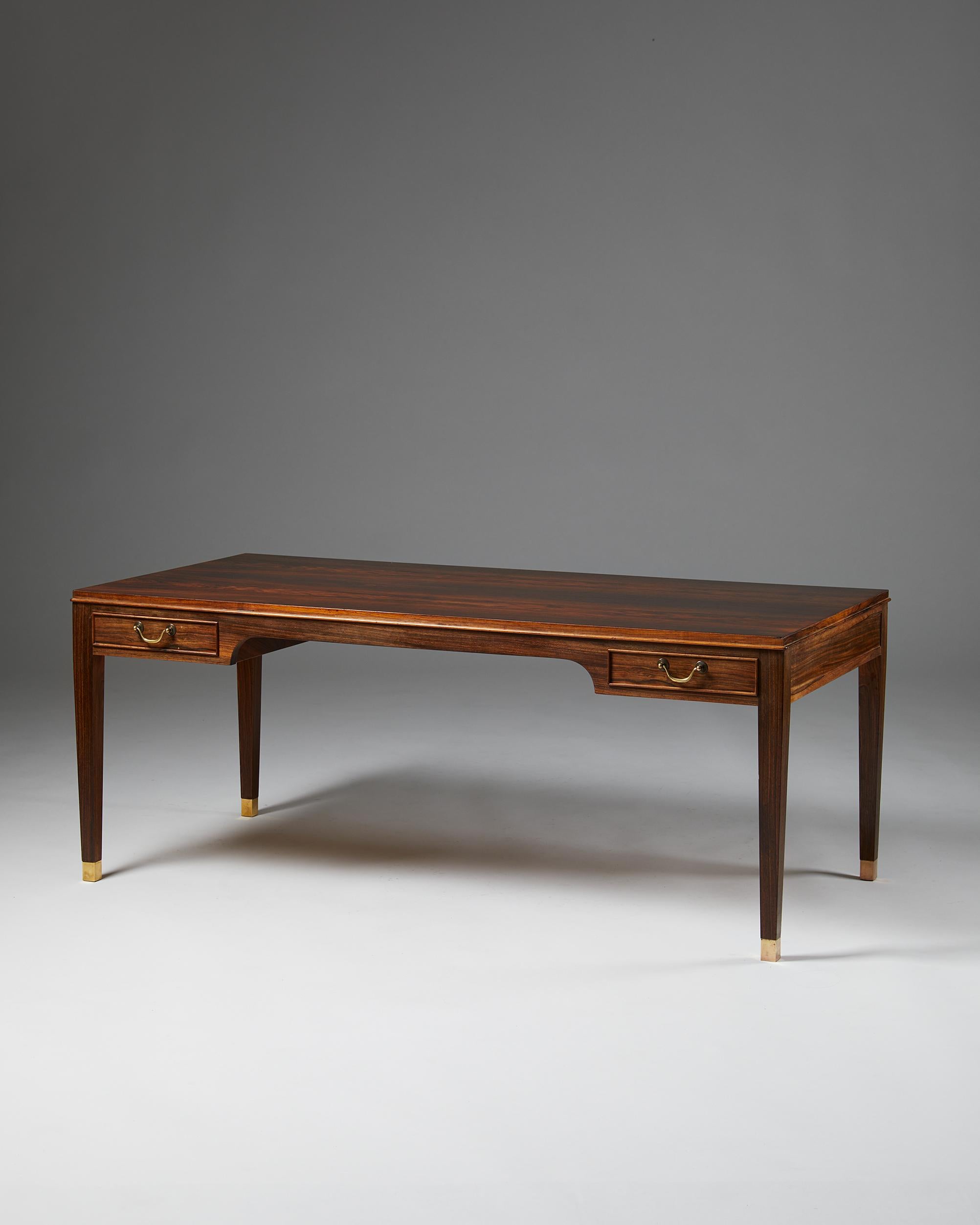 Mid-Century Modern Occasional Table Designed by Frits Henningsen, Denmark, 1940’s For Sale