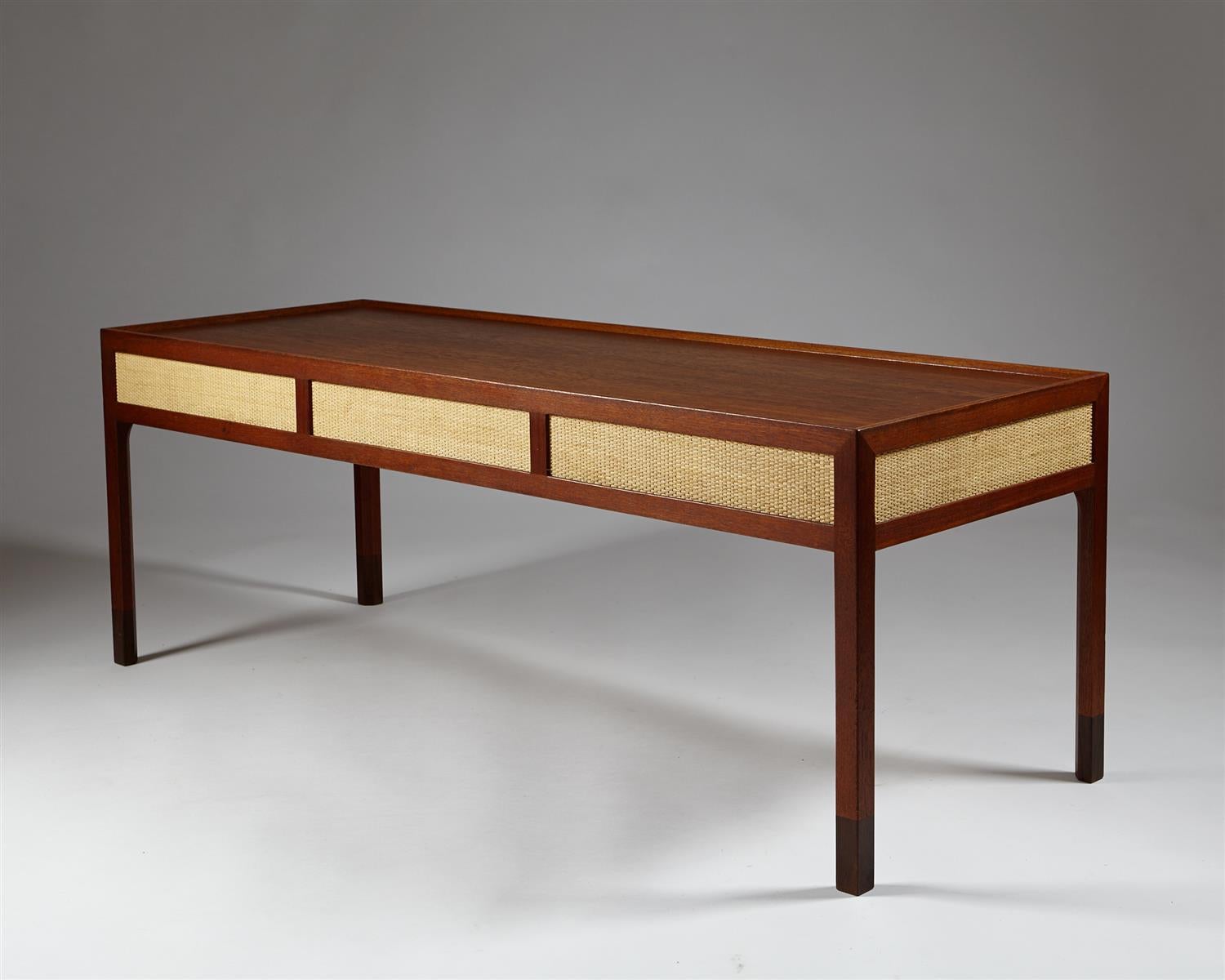 Occasional Table Designed by Mogens Lassen for T. Madsen, Denmark, 1953 In Excellent Condition In Stockholm, SE