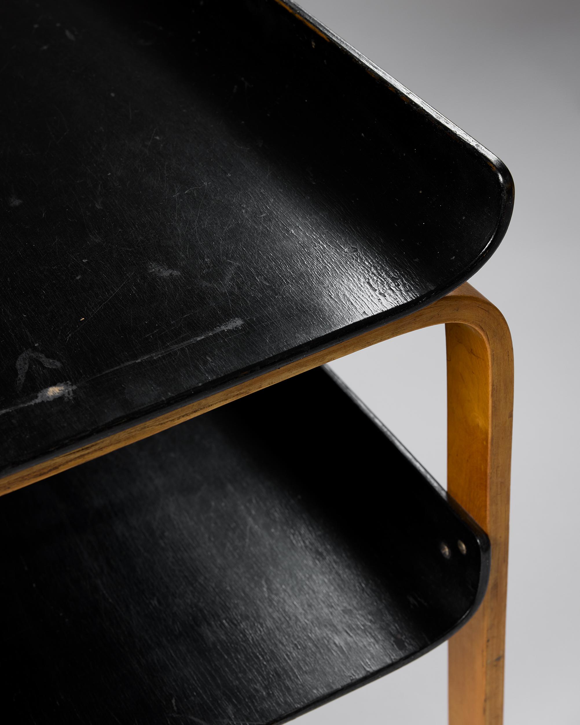 Mesa auxiliar modelo 915 Diseñada por Alvar Aalto Finlandia, años 30 en venta 4