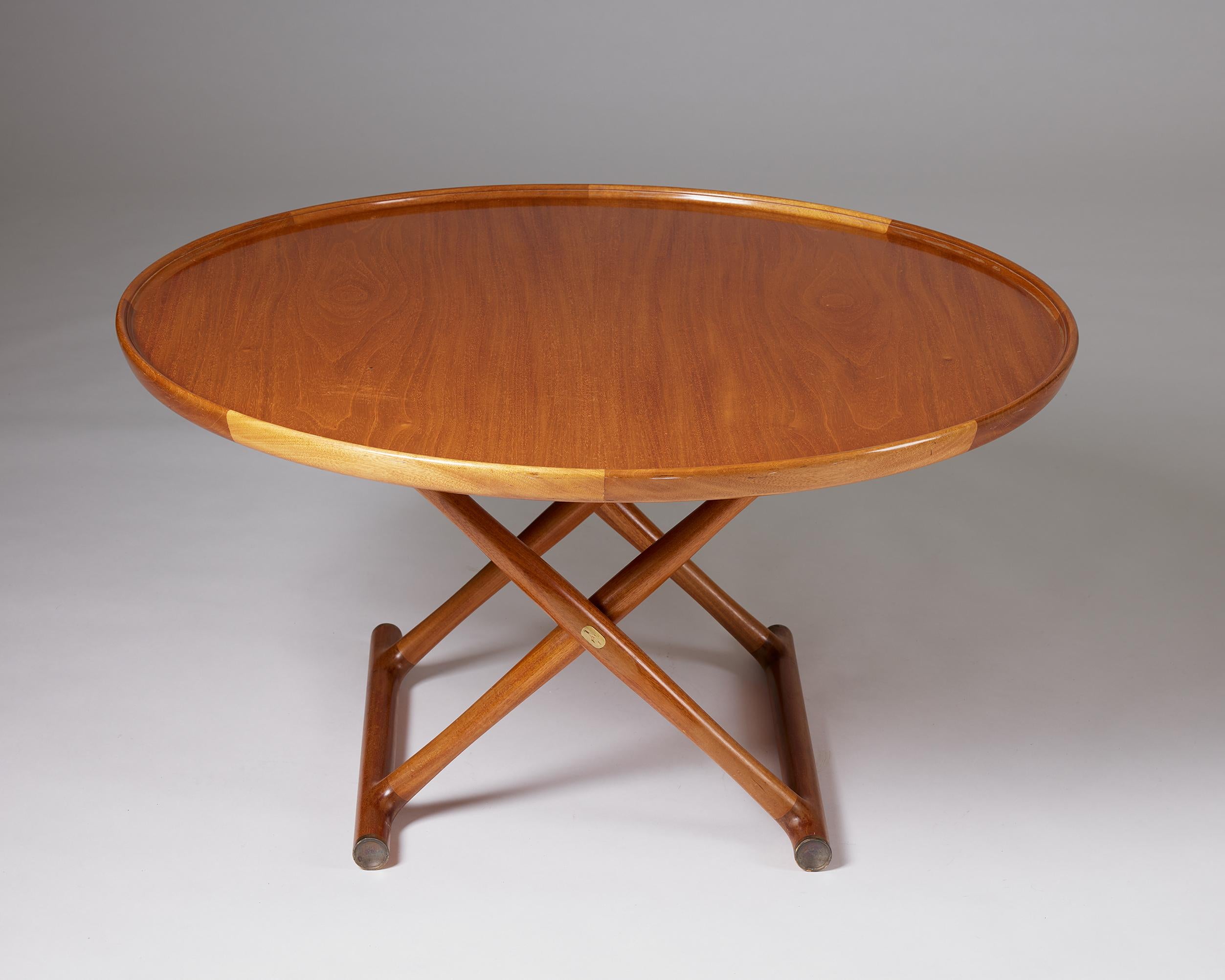 Beistelltisch 'The Egyptian Table', entworfen von Mogens Lassen für A.J. Iversen (Moderne der Mitte des Jahrhunderts) im Angebot