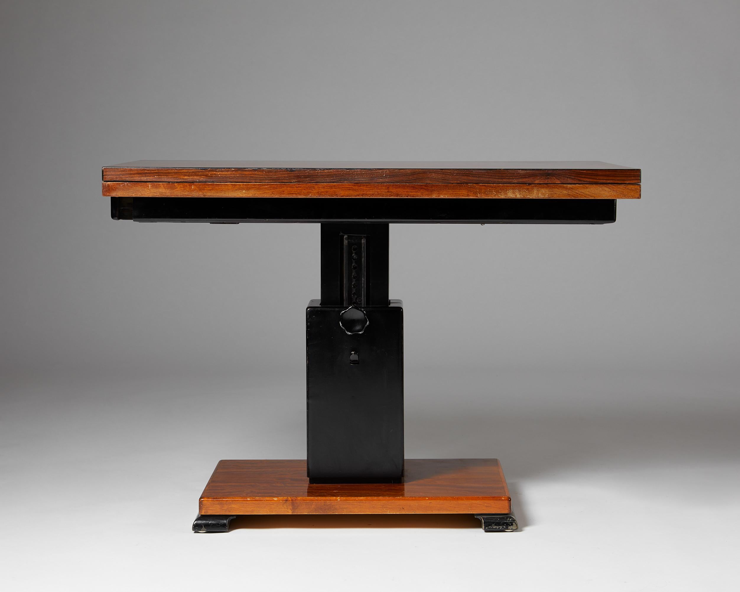 Occasional Table “the Ideal Table” Designed by Otto Wretling, Sweden, 1930s In Good Condition In Stockholm, SE