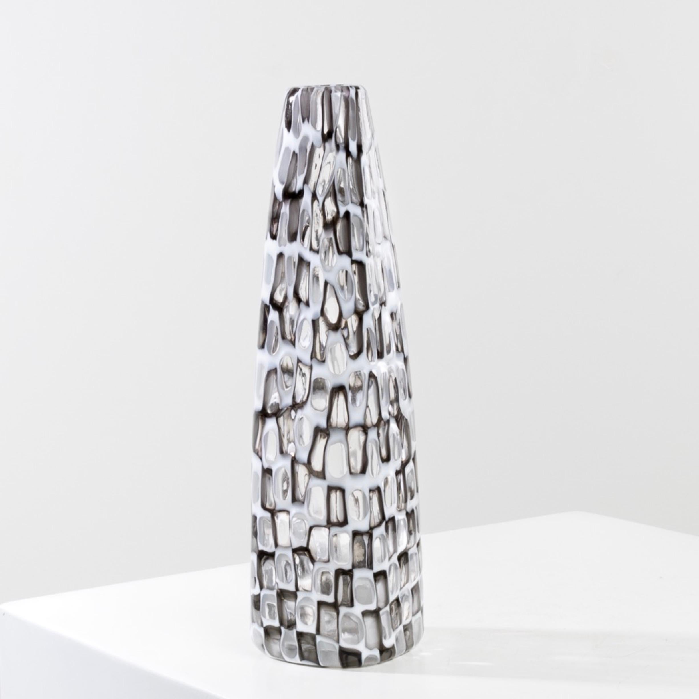 Occhi by Tobia Scarpa – Quadrangular shaped vase In Good Condition For Sale In Brussels, BE