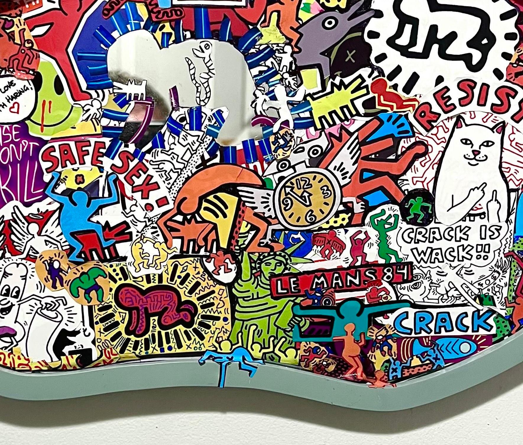 Autocollants sur miroir avec marché permanent. Unique en son genre 

Pop art d'un artiste émergent utilisant un style familier de collage et des artistes célèbres pour créer un mélange unique de nostalgie et d'amusement.