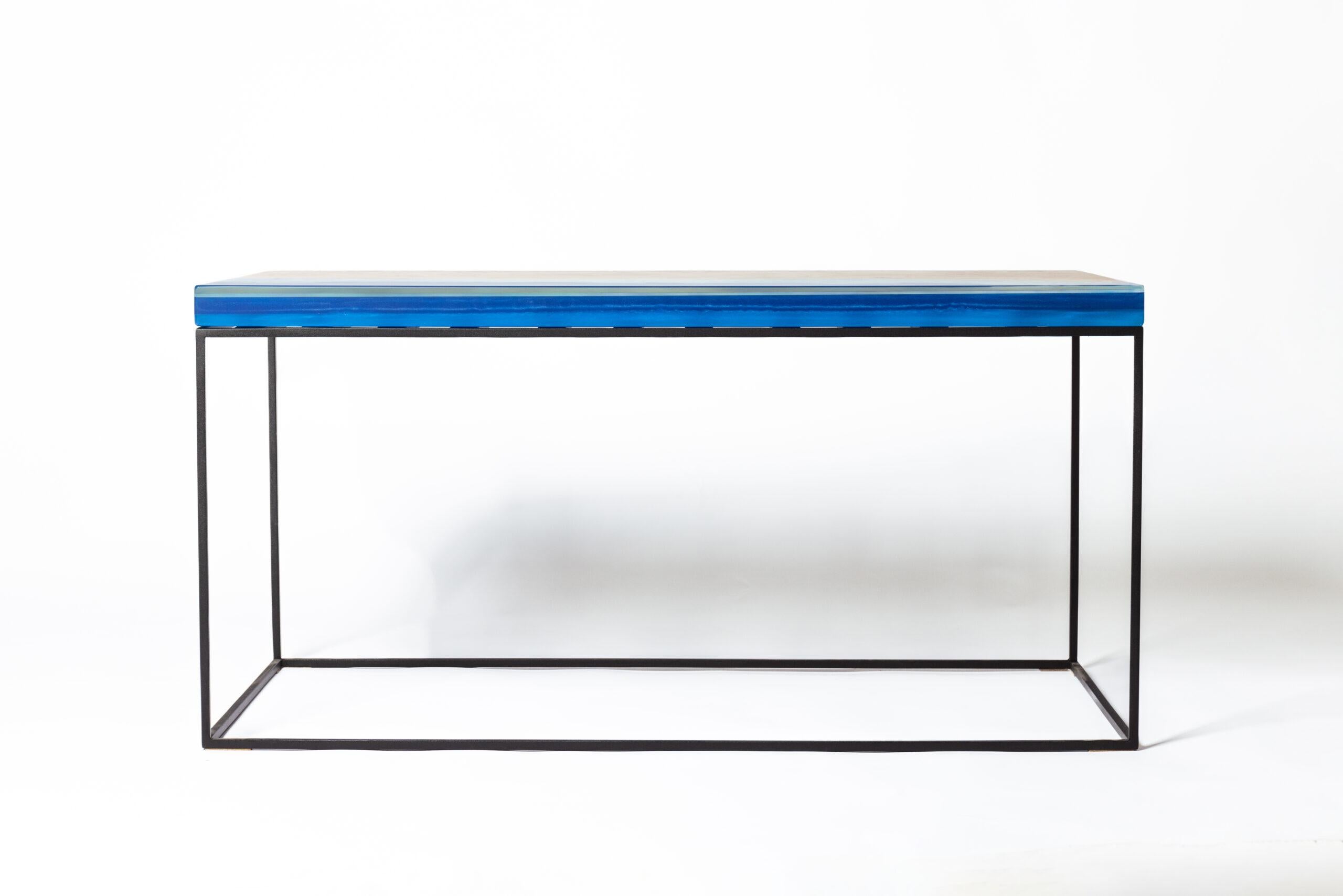 Table basse Ocean Beach par KV Design
Unique en son genre
Dimensions : D 50 x L 100 x H 45 cm.
MATERIAL : Bois de peuplier, époxy et métal.

Tous les produits sont fabriqués sur mesure en 1 exemplaire unique. Veuillez nous contacter.

KV Design est