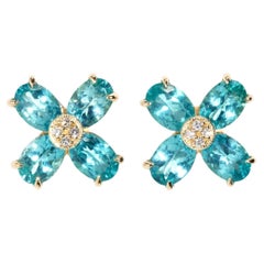 „Ocean Breeze“ 6,69 Karat Apatit & Diamant-Cluster-Ohrstecker 9 Karat Gelbgold