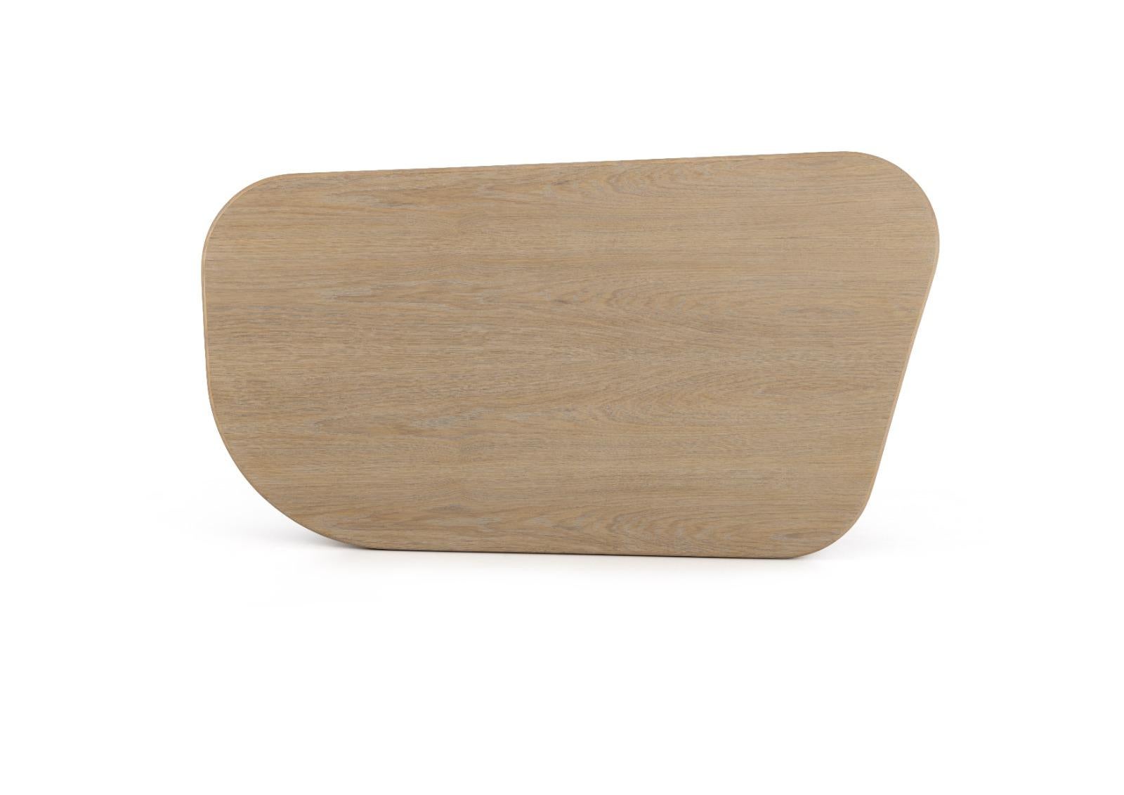 Moderne  Table basse, plateau en chêne, base en bois laqué texturé faite à la main, océan en vente
