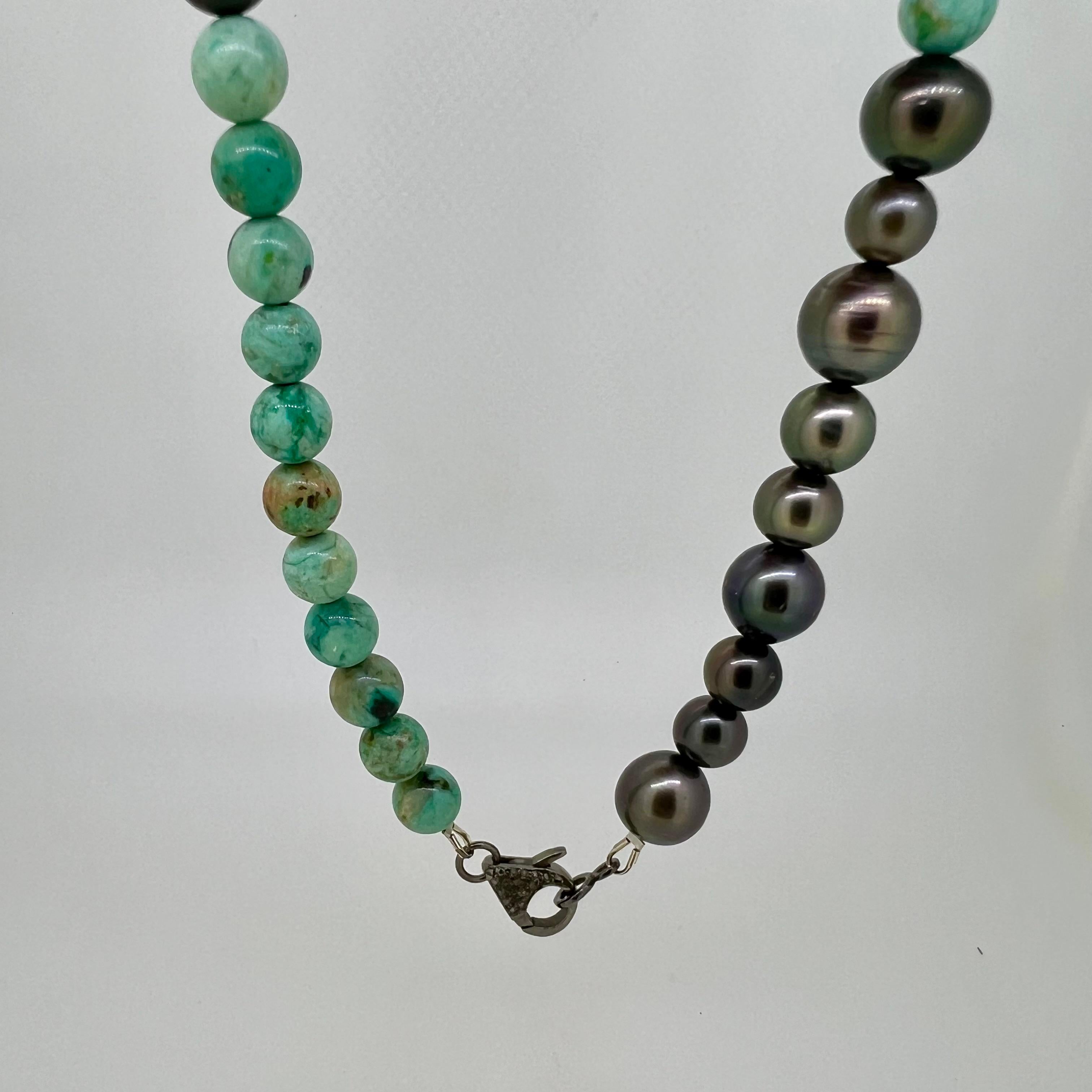 Collar Océano Profundo - Turquesa de Perú y Perlas de Tahití en venta 2