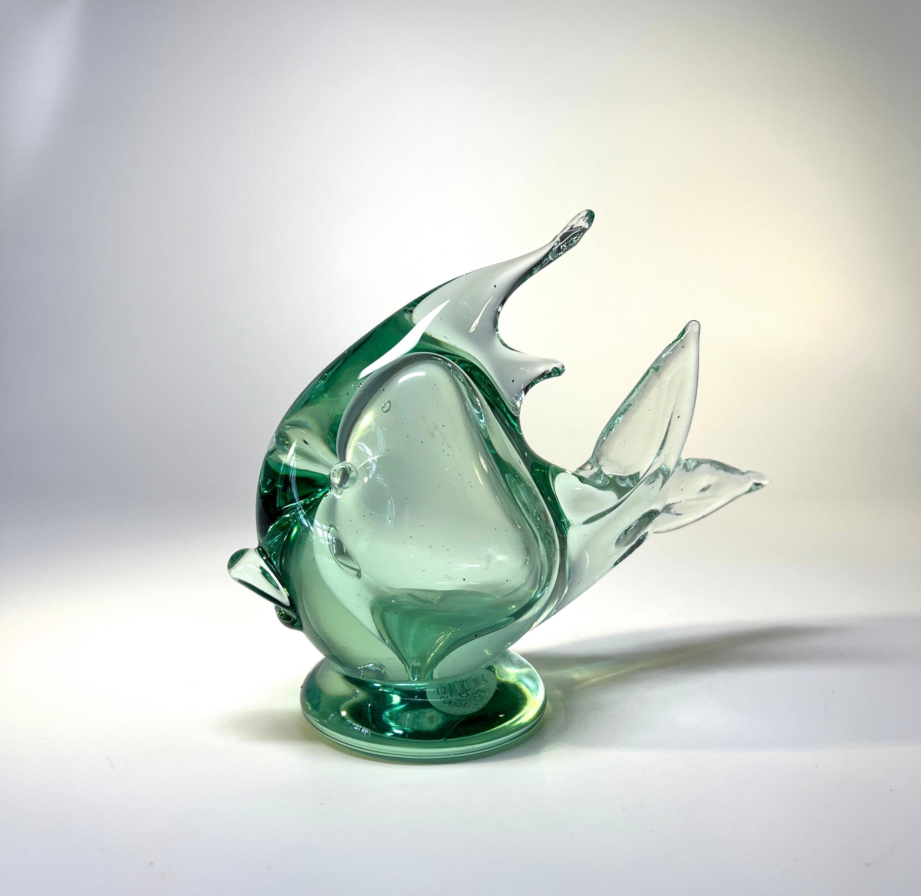 Superbly crafted hand blown angel fish by Archimede Seguso, Murano, Italy 
Circa 1970's
Signed with original label on base
Height 4 inch,  Width 2.25 inch, Depth 5.5inch
In very good condition
Wear consistent with age and use