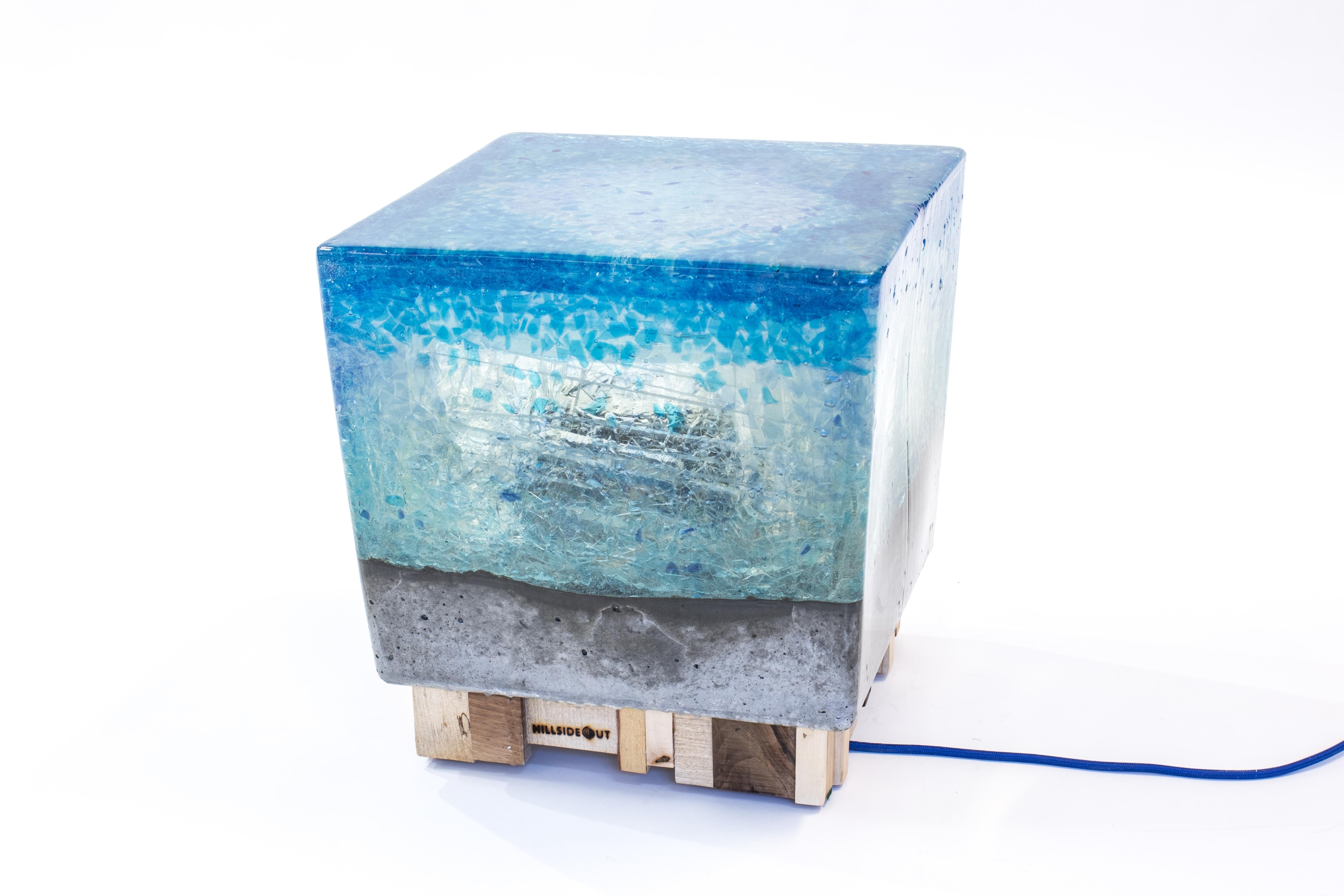 Postmoderne Table d'appoint Waste de Murano par Hillsideout en vente