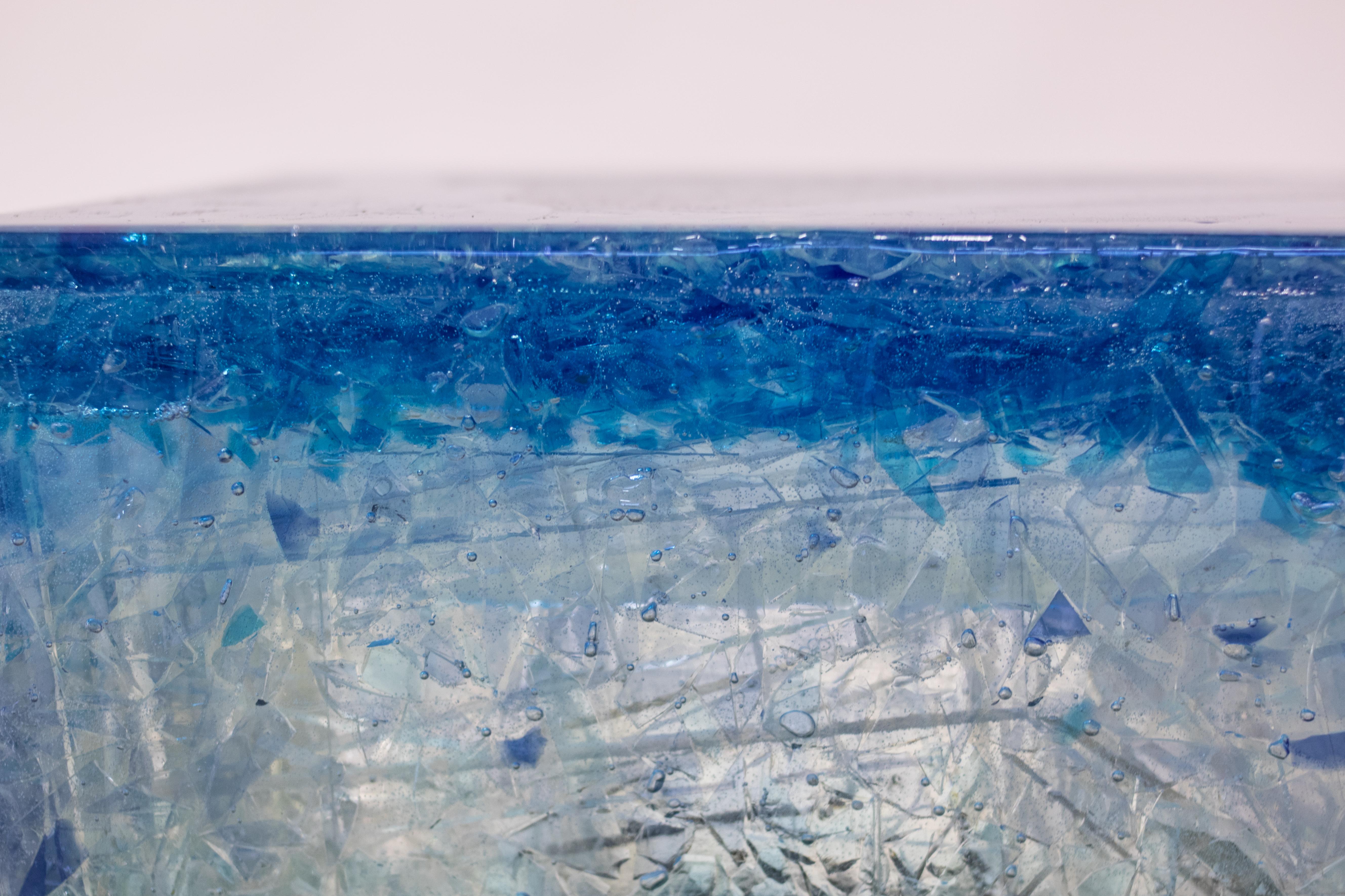 Verre Table d'appoint Waste de Murano par Hillsideout en vente
