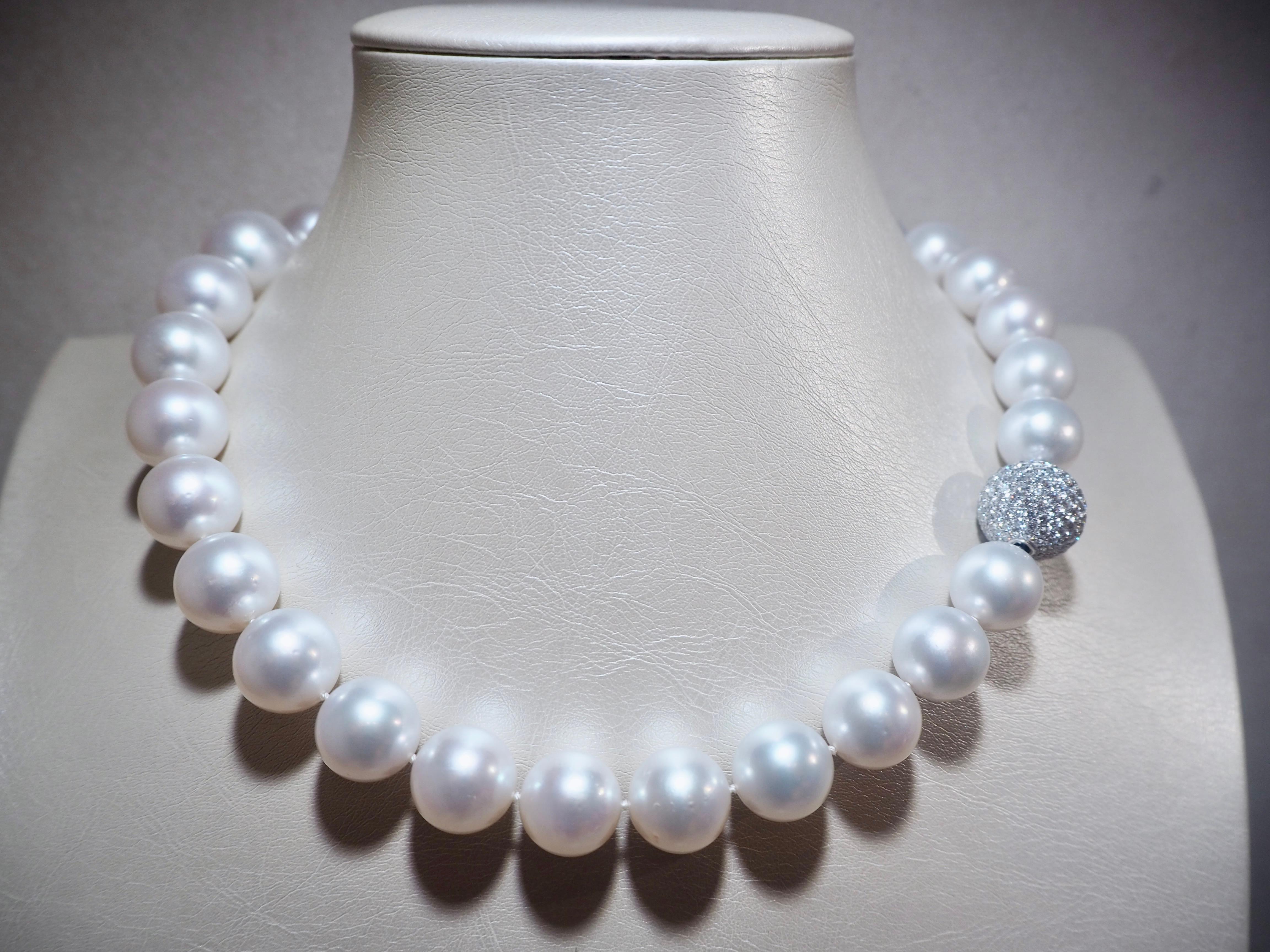 Women's or Men's Ocean South Sea Pearl Necklace 18-13, 5mm  For Sale