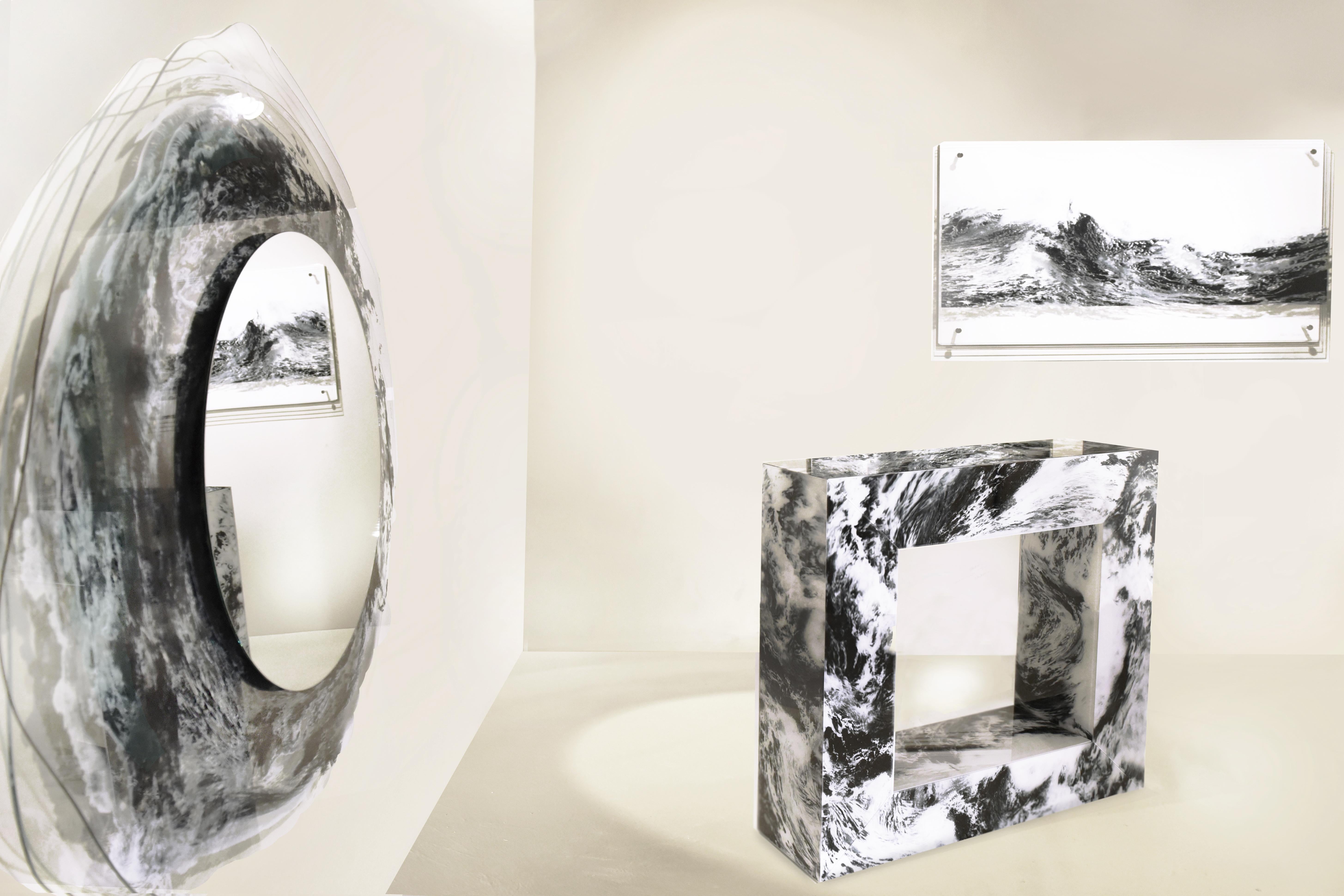 Modern Ocean Waves. contemporary mirror created by de artist and designer Raoul Gilioli For Sale