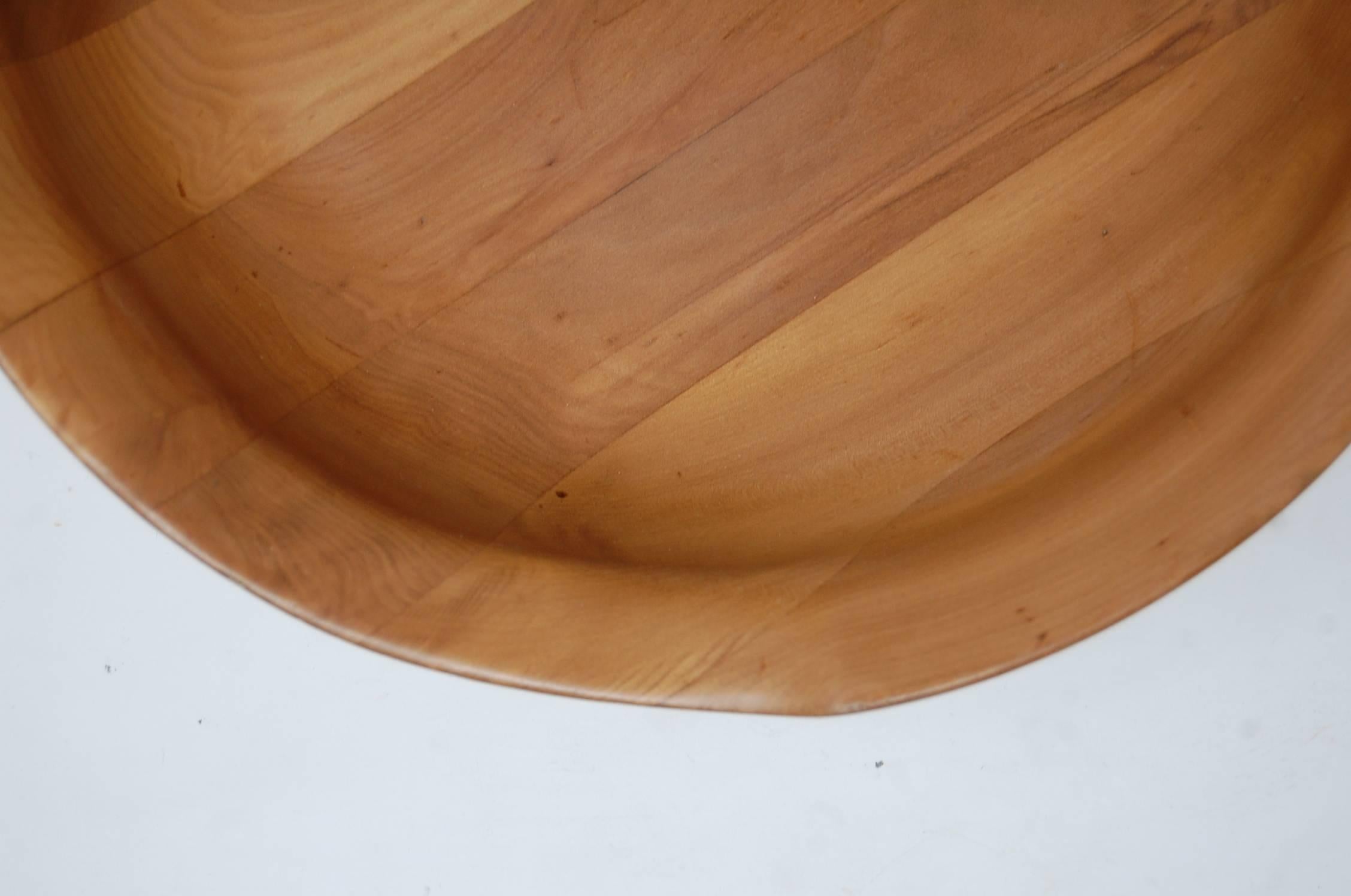 Oceana Series Wood Bowl by Mary and Russel Wright In Good Condition For Sale In Providence, RI