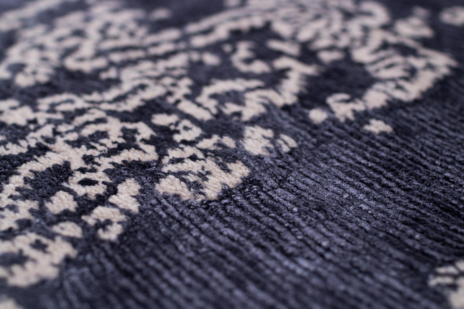 Laine Tapis moderne abstrait aquarium fait à la main par Joseph Carini en vente