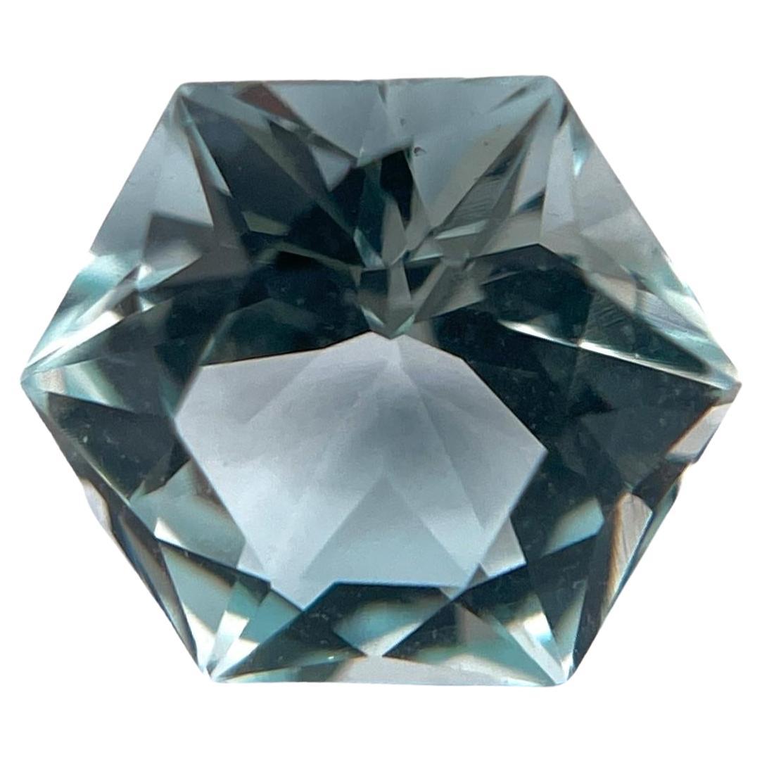 Oceanic Elegance: 1.94 Carat Aquamarine For Sale