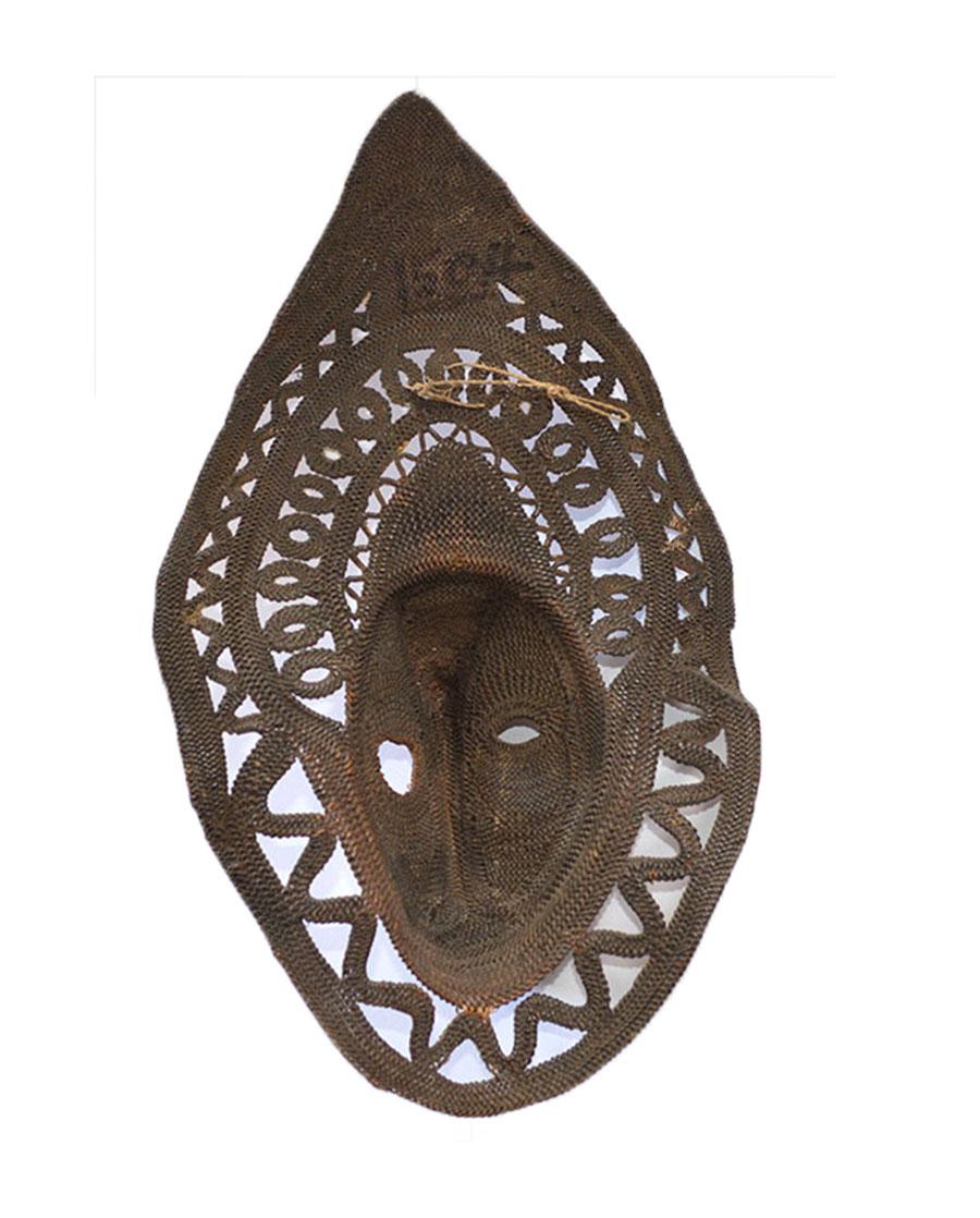 Oceanic Fine Old Ambelam Yam Mask In Good Condition For Sale In London, GB