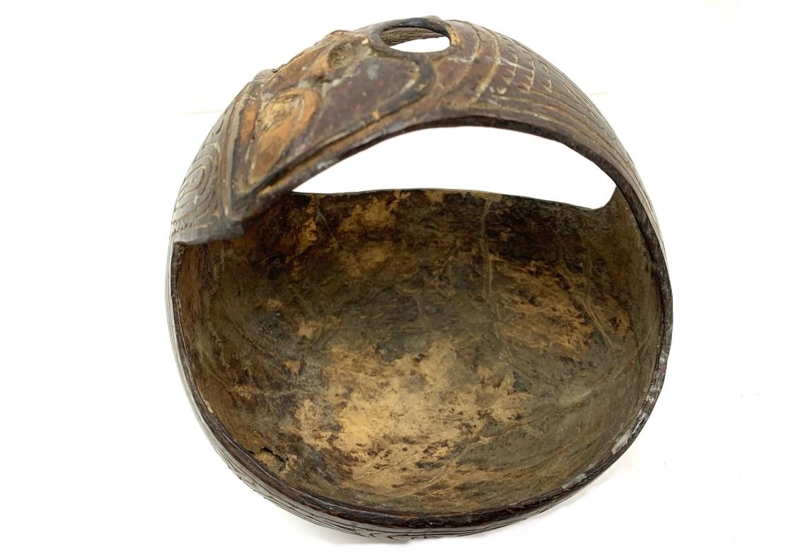 Guinean Oceanic Handled Cup With Carved And Incised Decoration For Sale