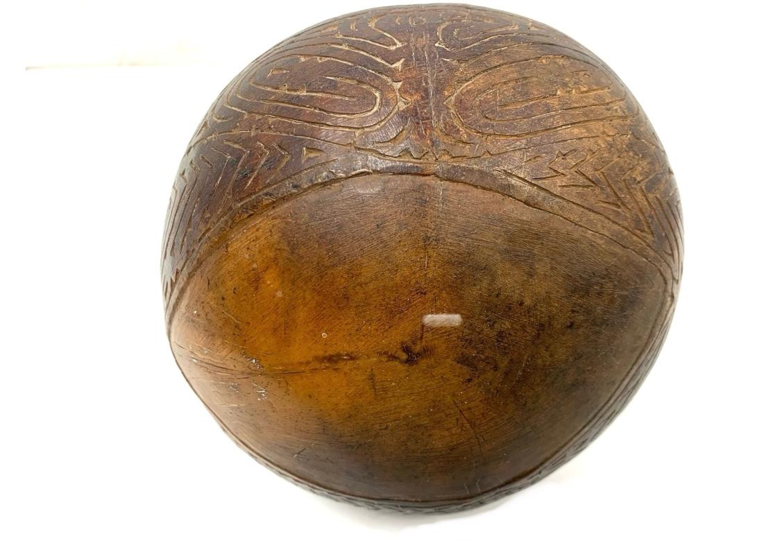Hand-Carved Oceanic Handled Cup With Carved And Incised Decoration For Sale