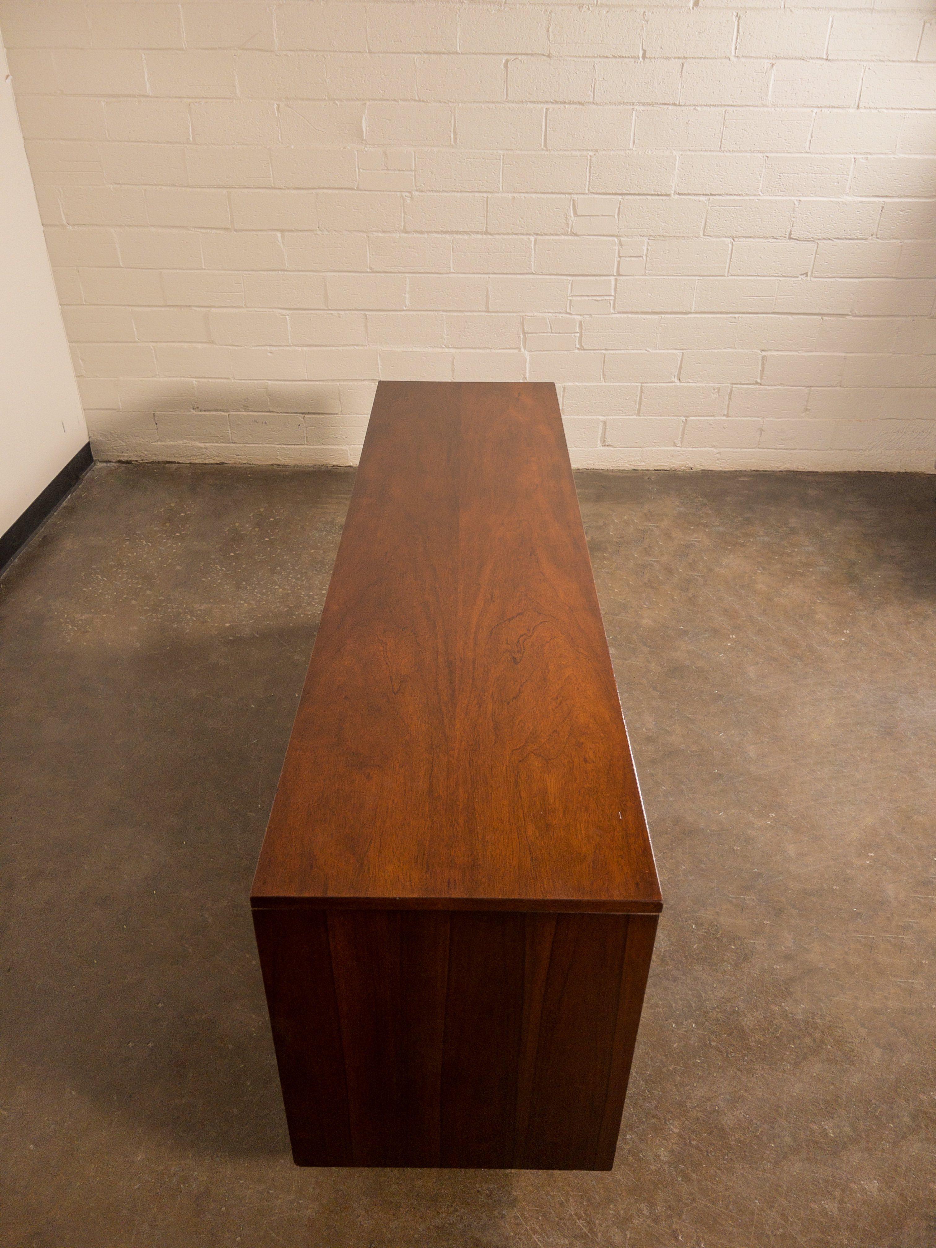 'Oceanic' Sculpted Walnut Dresser by Pulaski Furniture Corporation, circa 1969 9