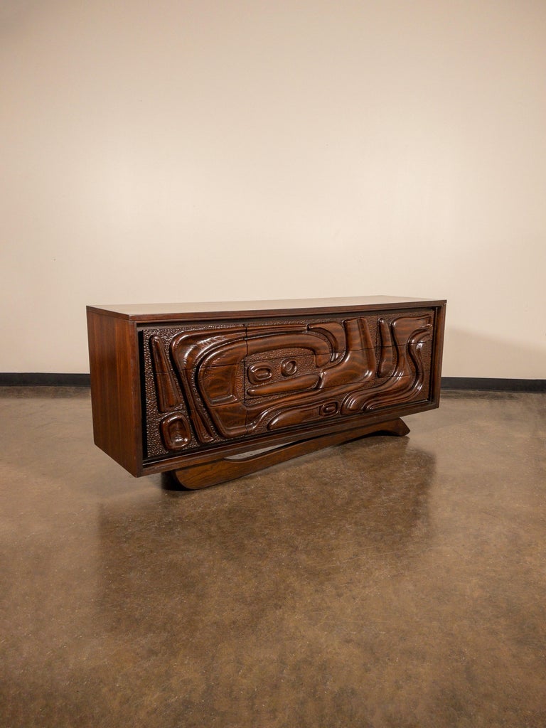 Mid-Century Modern 'Oceanic' Sculpted Walnut Dresser by Pulaski Furniture Corporation, circa 1969 For Sale