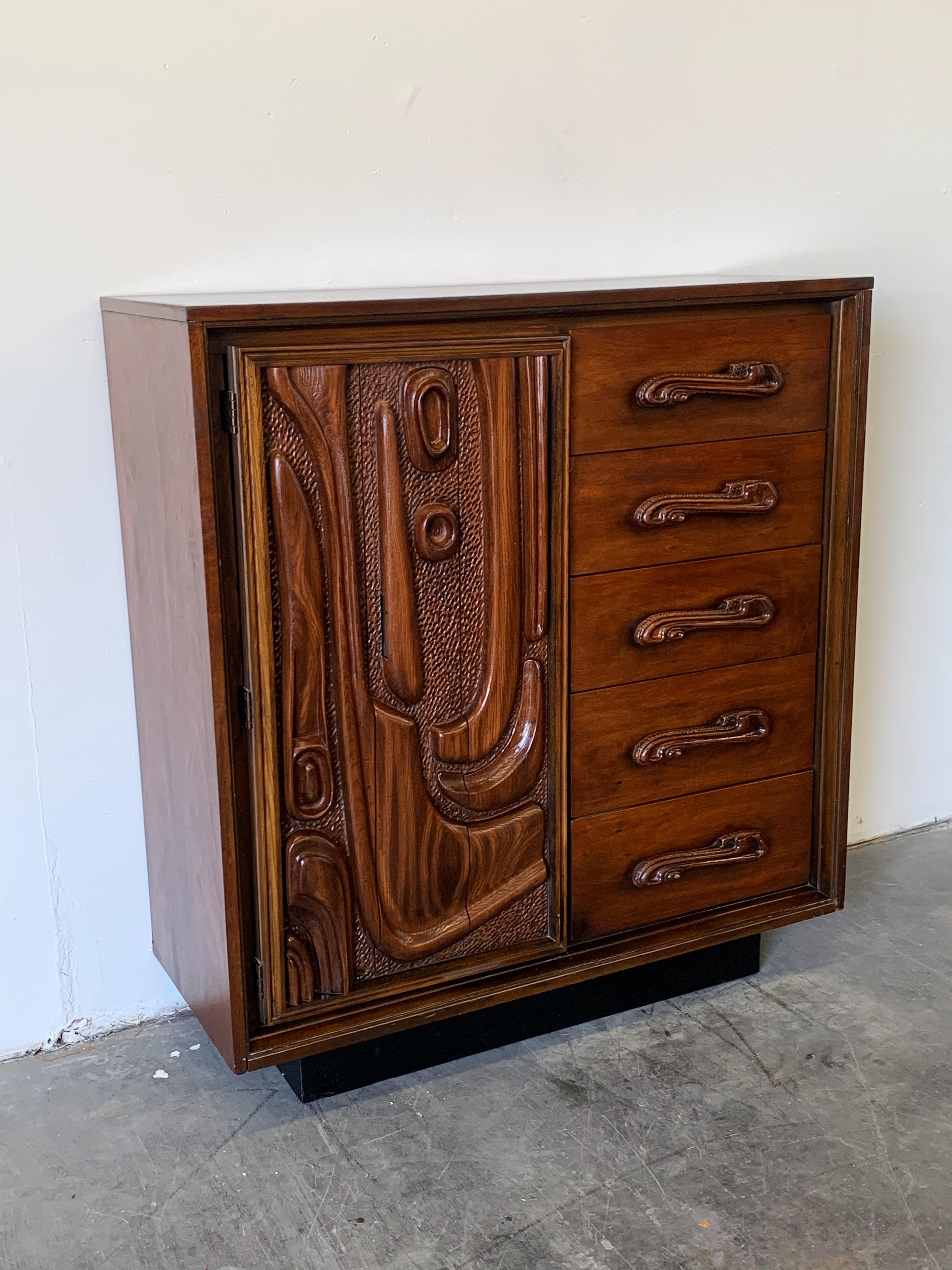 Oceanic Sculpted Walnut Six-Piece Bedroom Set by Pulaski Furniture Co circa 1969 6