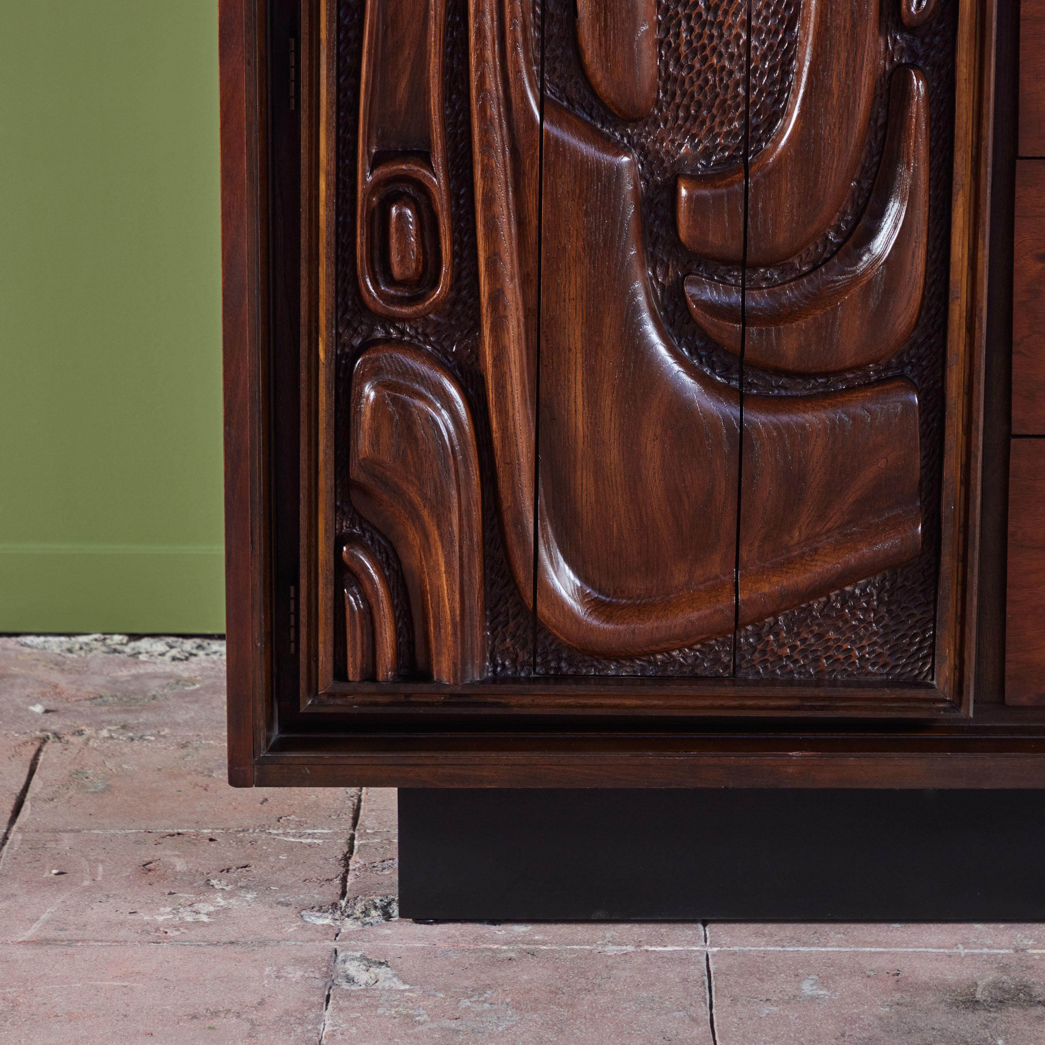Oceanic Series Highboy Dresser for Pulaski Furniture For Sale 7