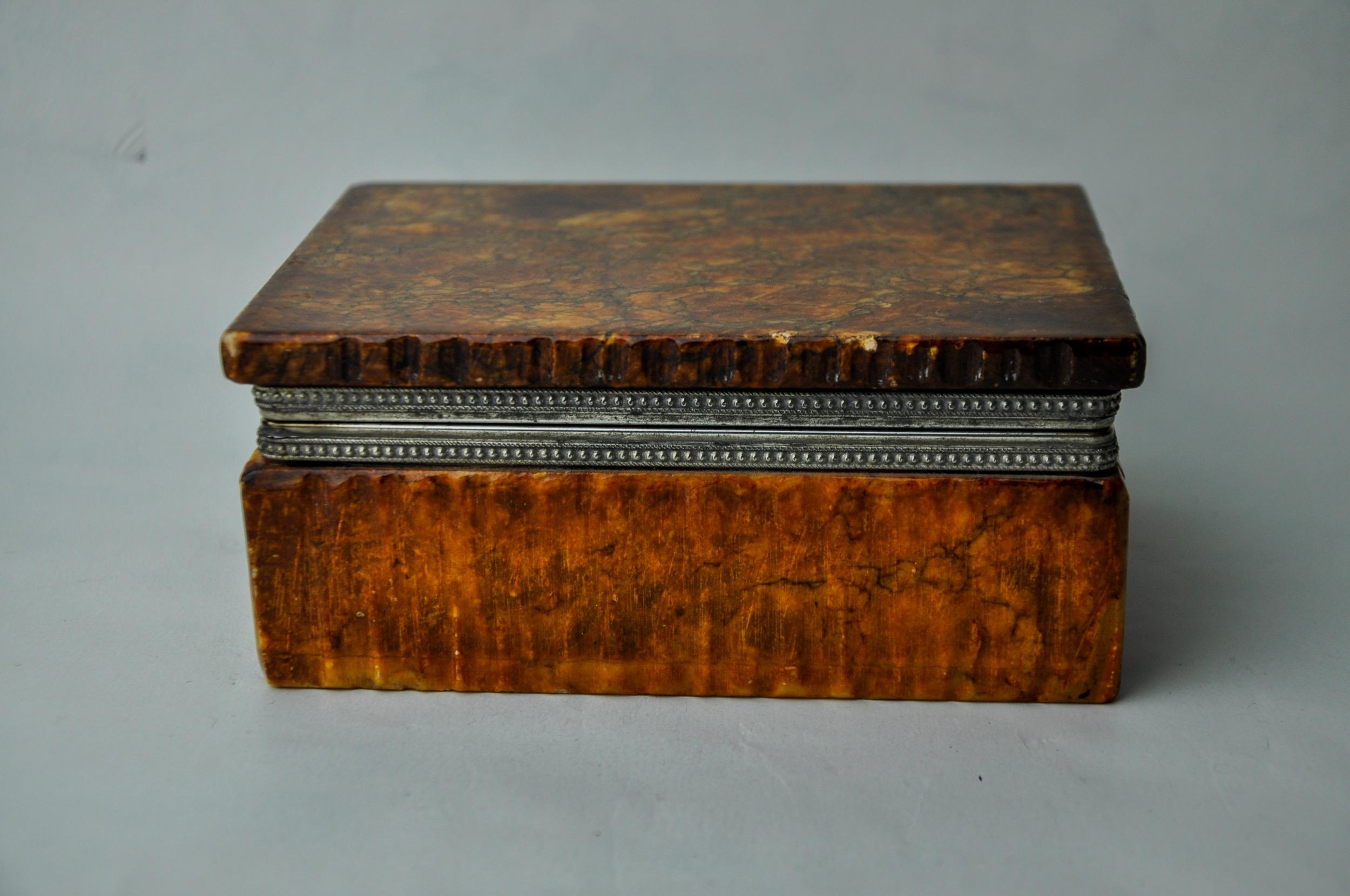 Hollywood Regency Ocher alabaster box by Romano Bianchi, Italy, 1970 For Sale