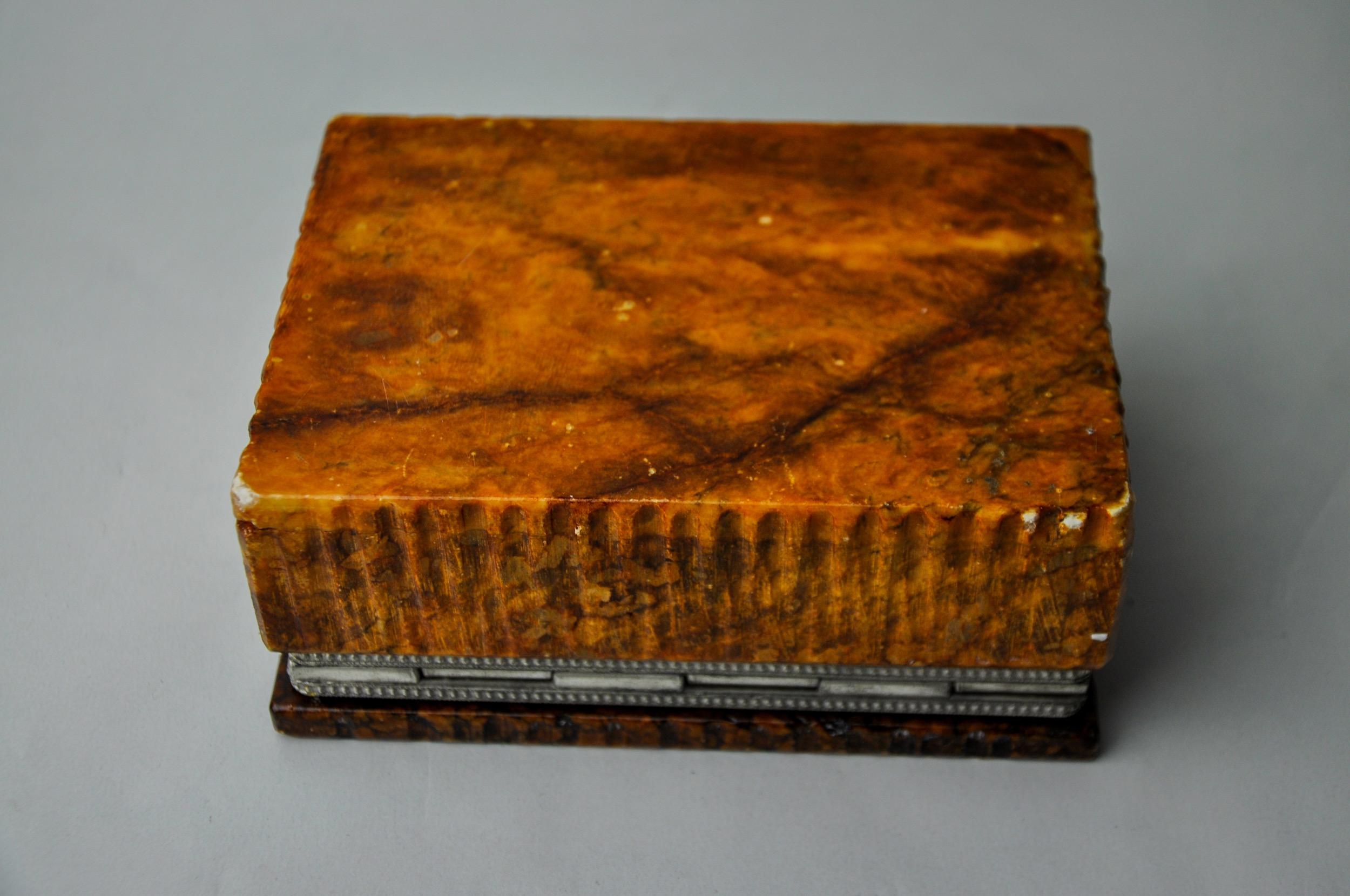 Ocher alabaster box by Romano Bianchi, Italy, 1970 For Sale 1