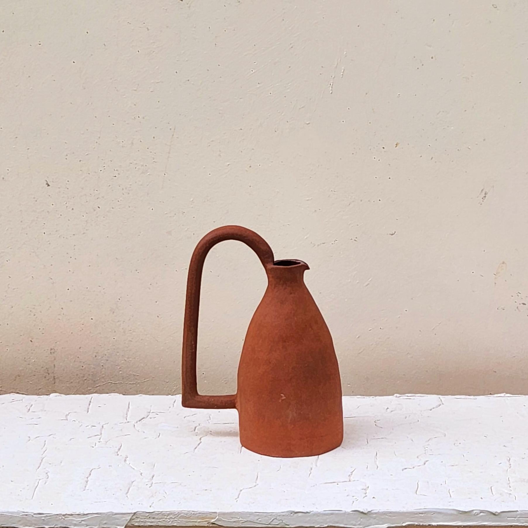 Ocher Red Ceramic Jar Vase In New Condition For Sale In Santa Monica, BR