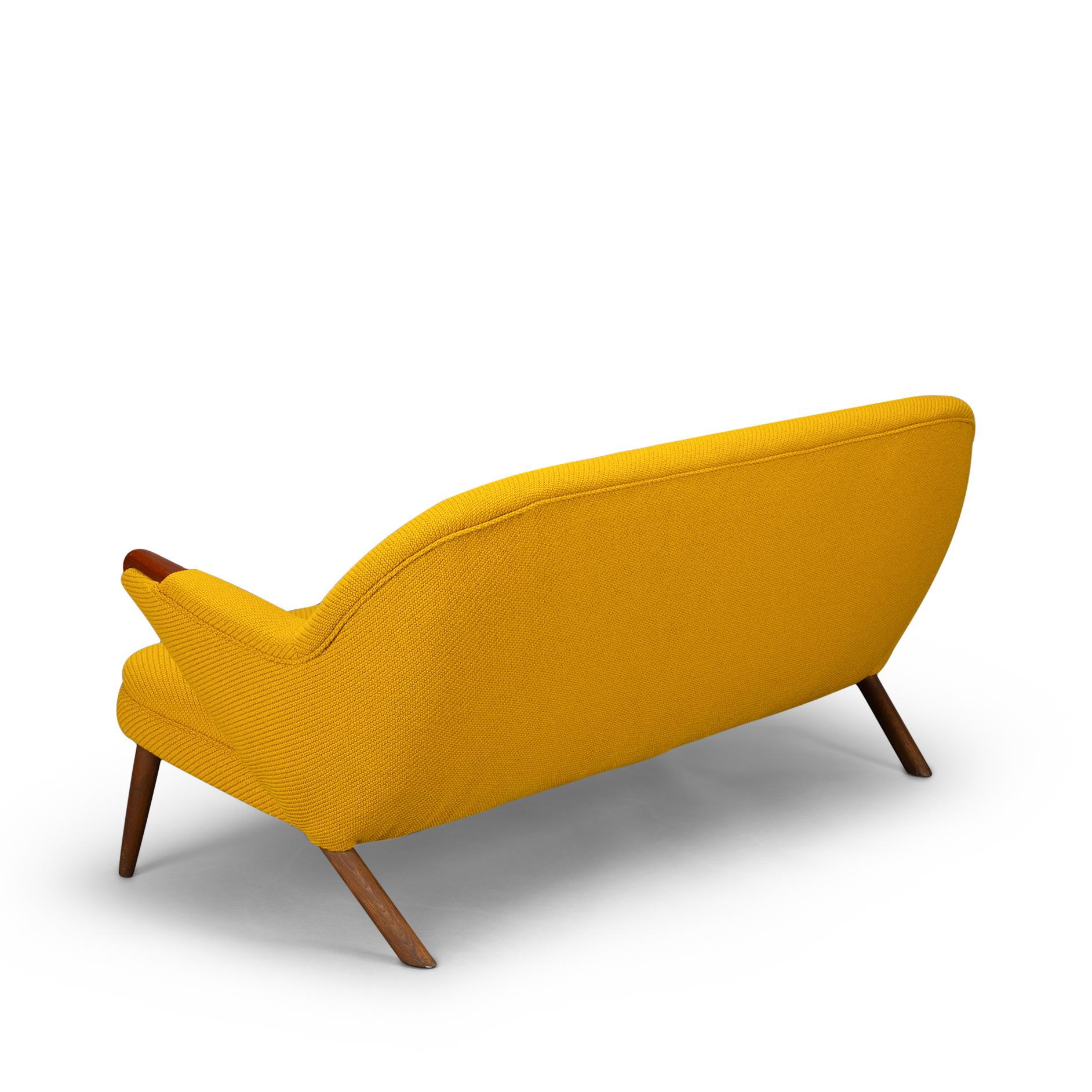Ocher Yellow Reupholstered Sofa by Johannes Andersen for CFC Silkeborg, 1960s In Good Condition In Elshout, NL