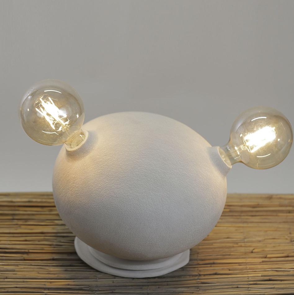 Lampe de table Ochi de Makhno Neuf - En vente à Geneve, CH