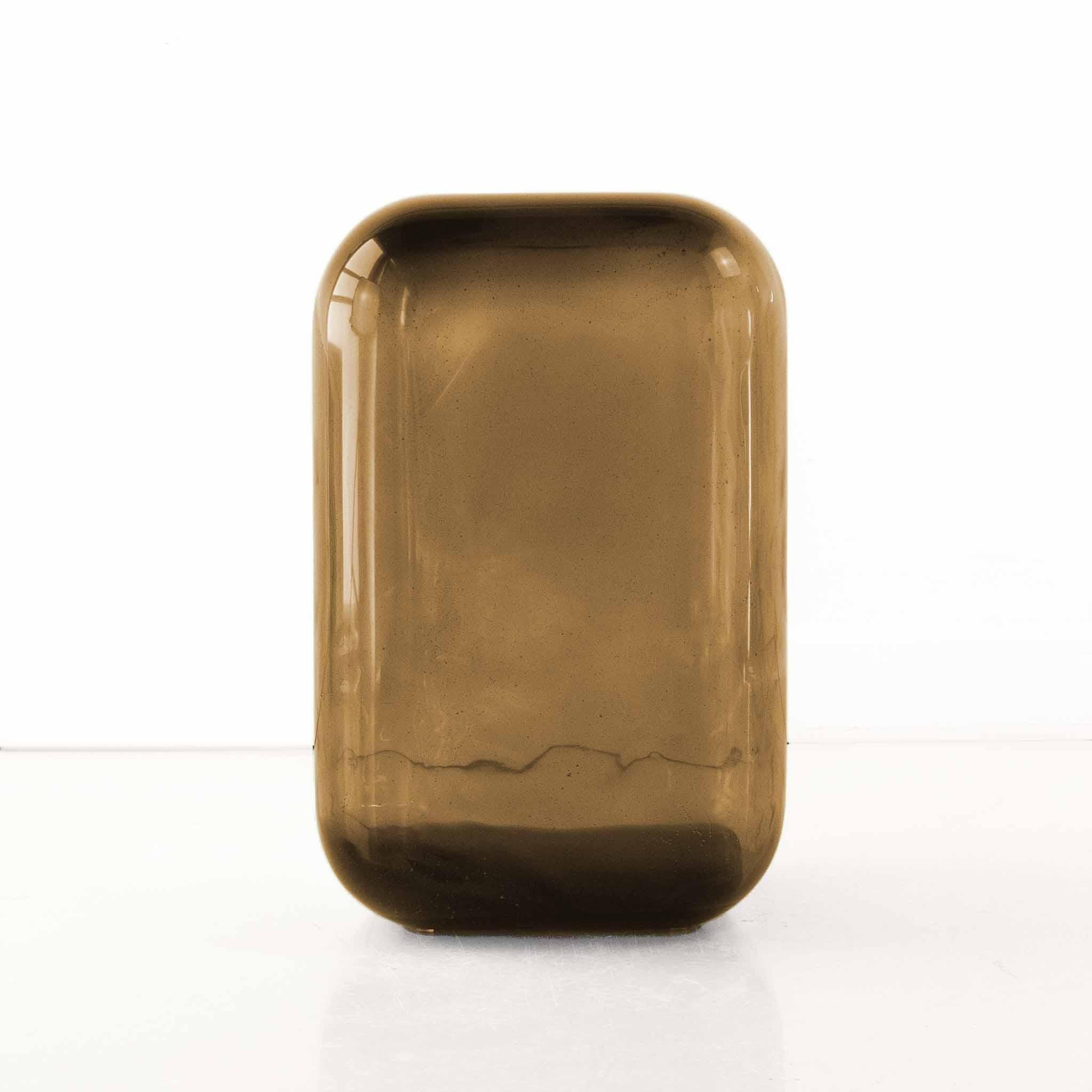 Ochre oort resin side table by creators of objects.
Materials: Resin, pigment
DImensions: W 36 x D 36 x H 56 cm
Also available: Tourmaline, bordeaux, spice, ochre, forest, ocean, twilight, rock, lilac, cerise, coral spice, honey, moss, surf, eve,