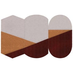OCI Triptychon M, Komposition von 3 Teppichen 100 % Wolle / Bordeaux Ecru Ocra von Portego